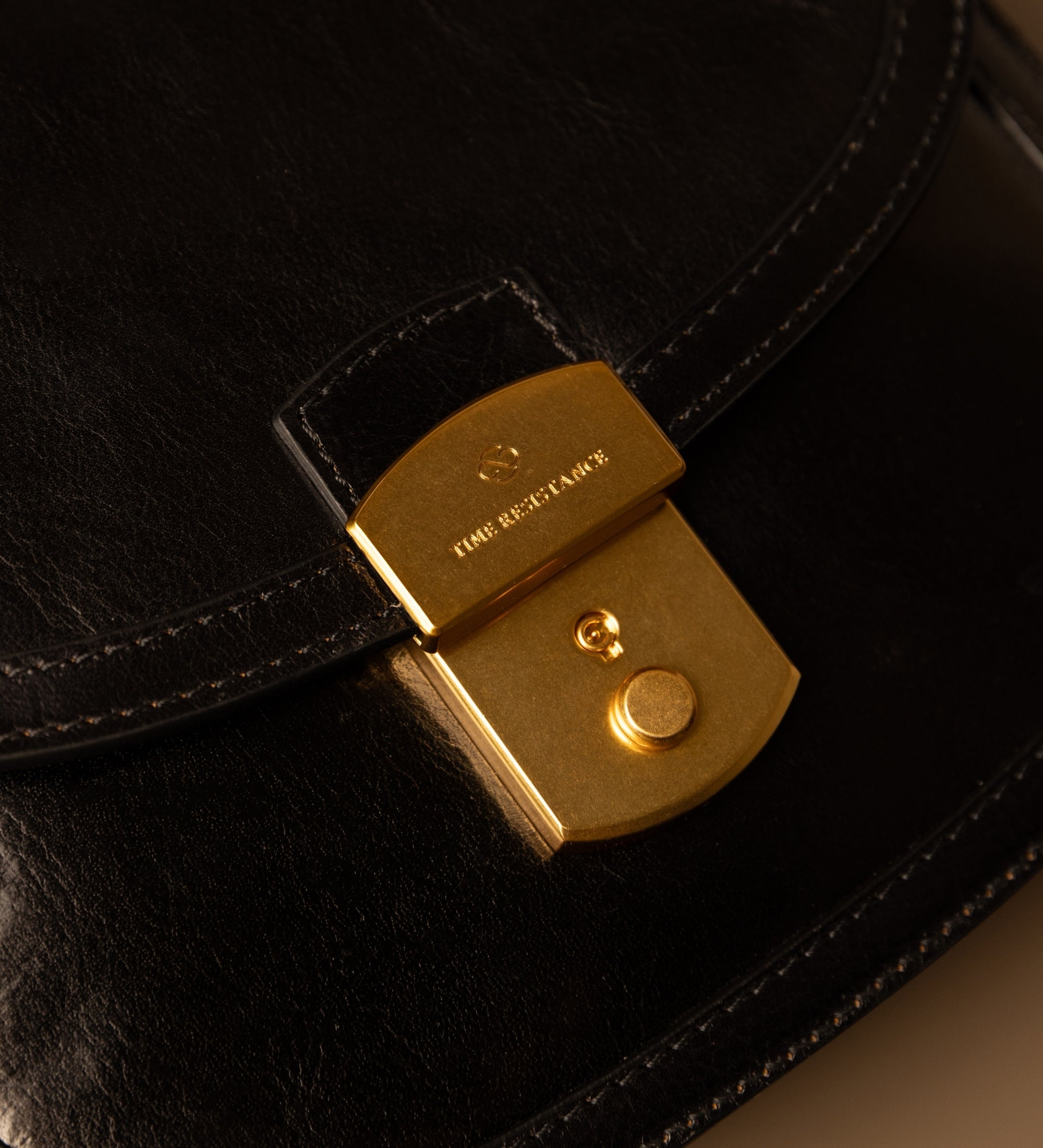 Saddle bag i läder för dam - Secrets
