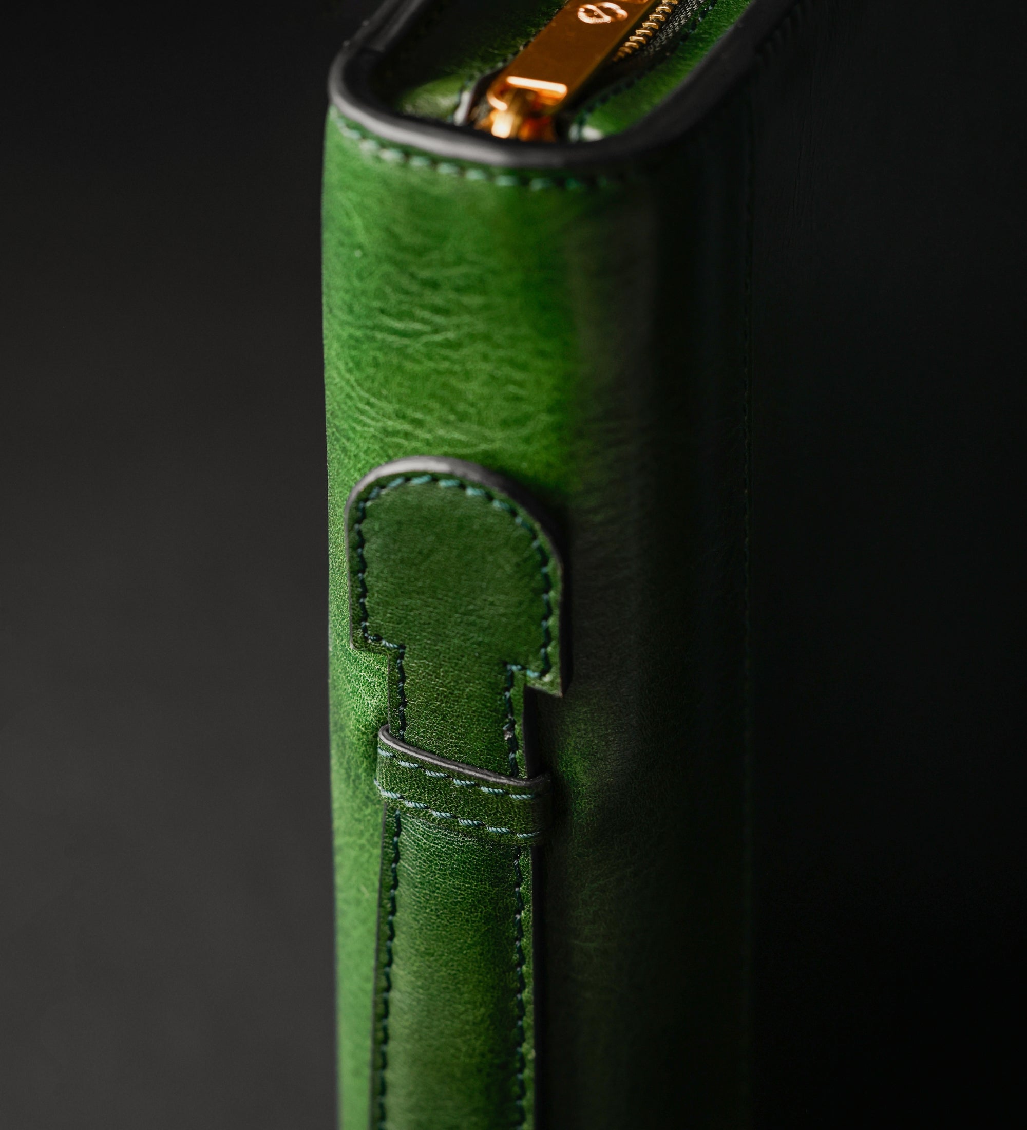 Dokumentmapp i läder med ringmekanism – Joy in the Morning