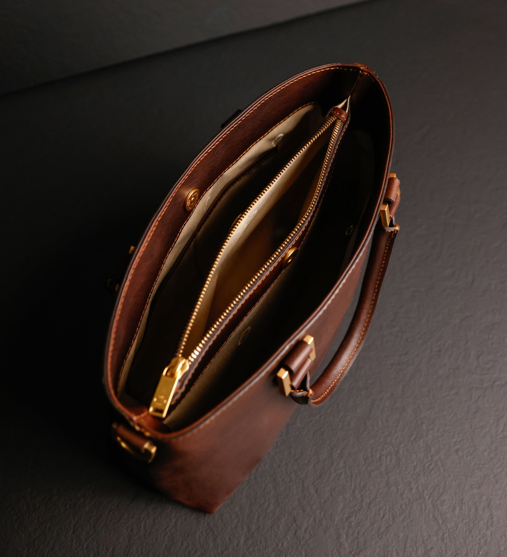 Handväska i läder axelväska i läder för dam– Camilla