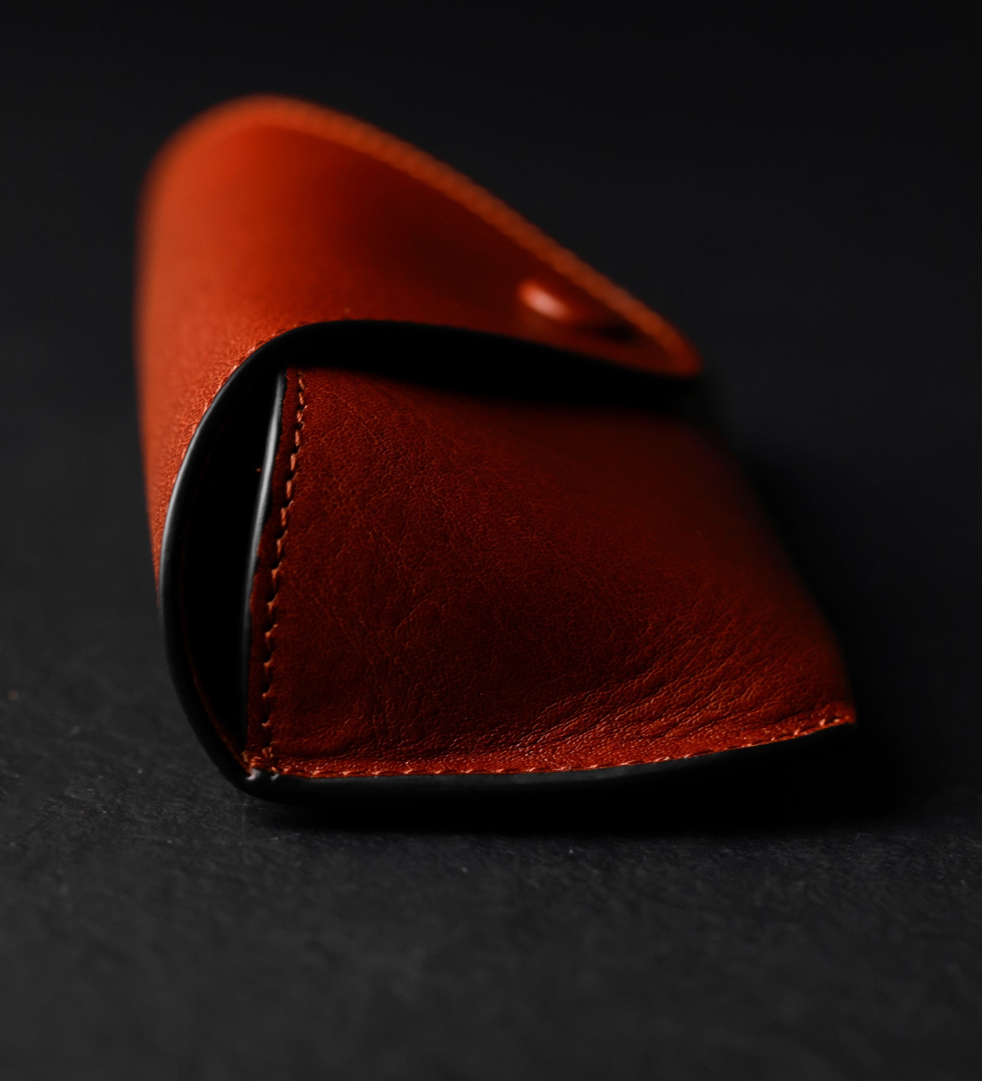 Glasögonfodral i läder – A High Wind In Jamaica