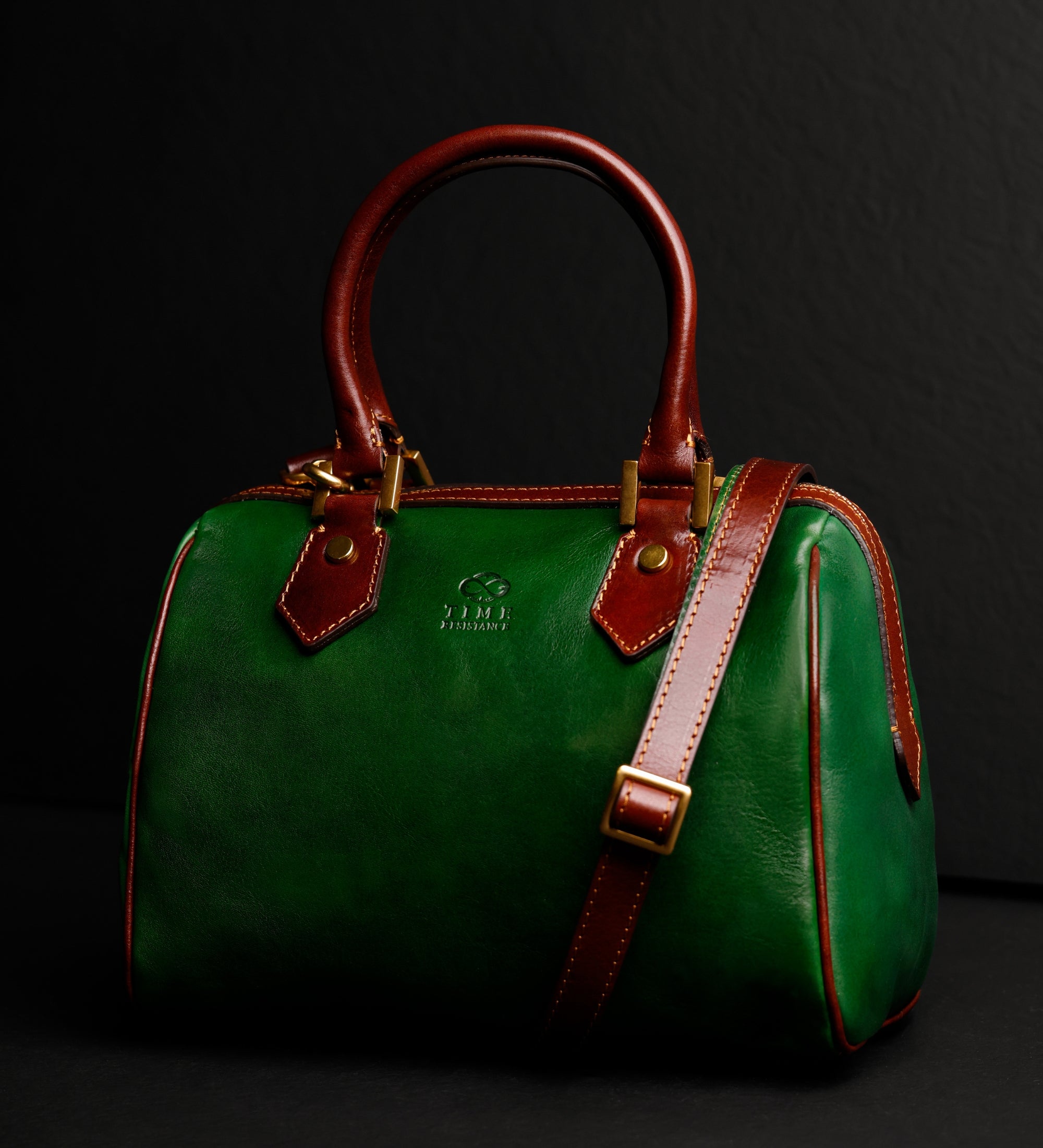 Barrelbag i läder handväska i läder för dam – Little Dorrit