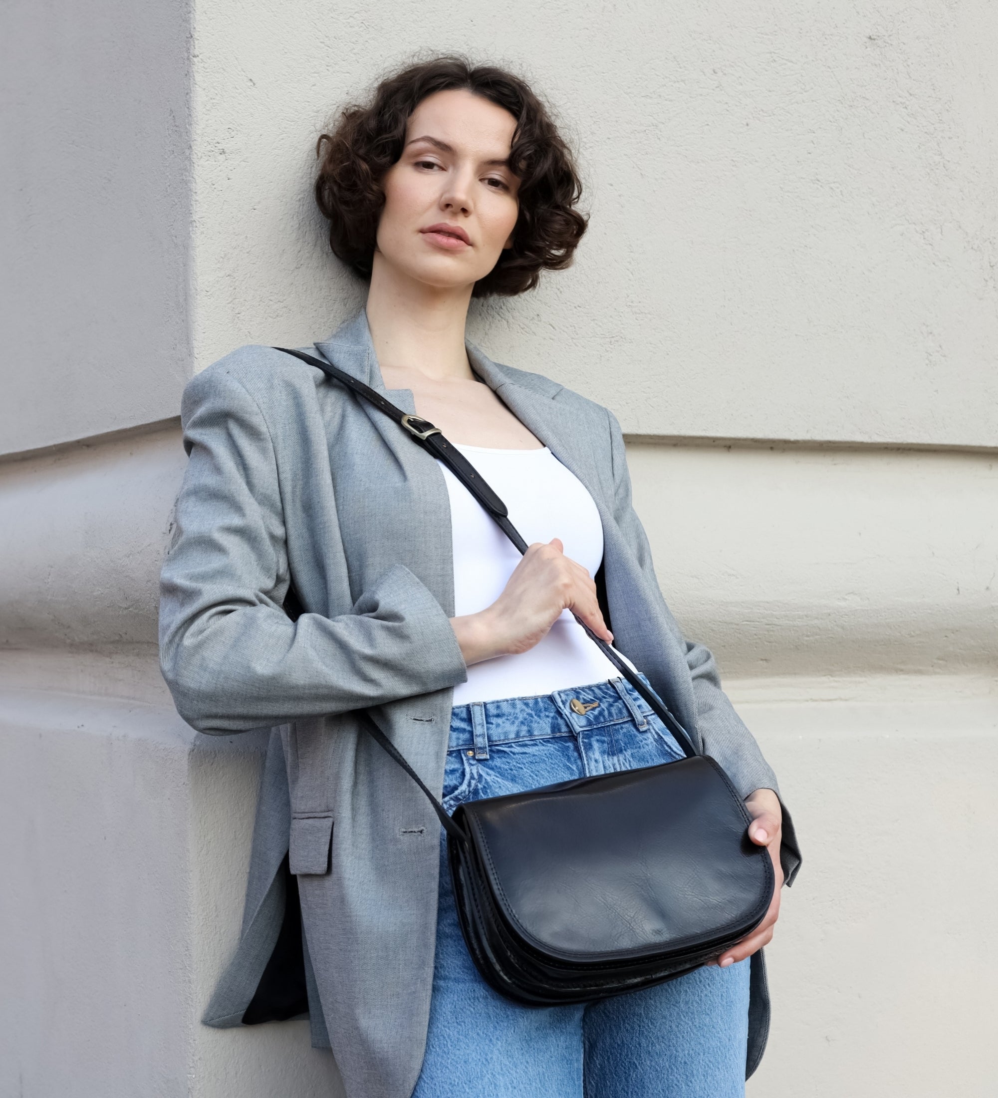 Saddle bag i läder crossbodyväska i läder för dam – Moonfleet