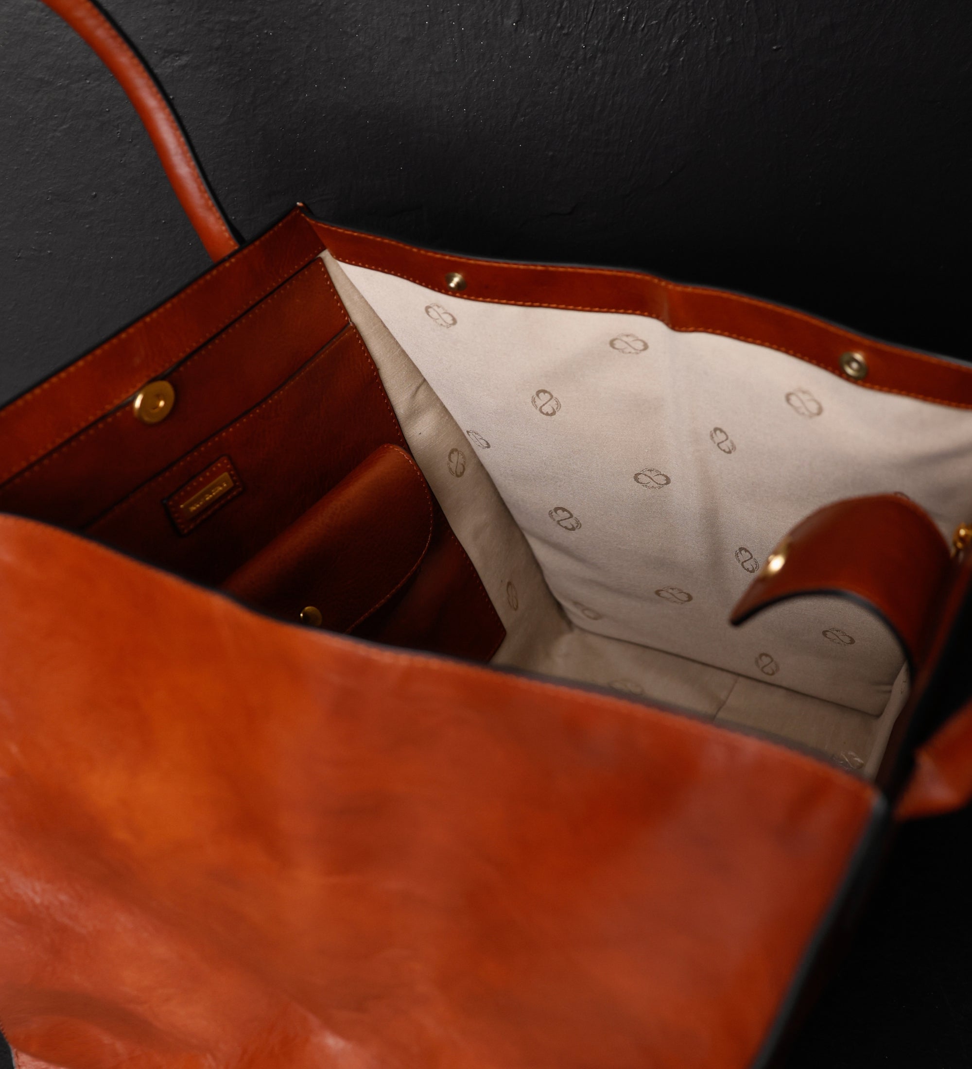 Handväska i läder toteväska i läder för dam - The Woman In White