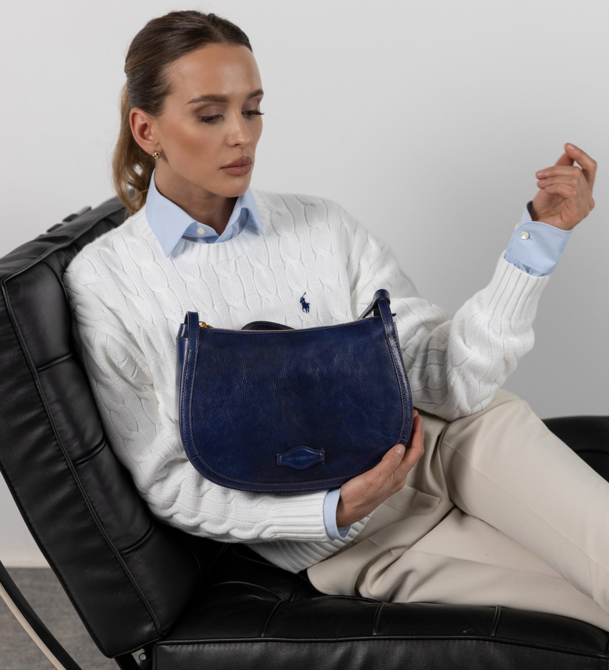 Hoboväska i läder för dam - La Noia