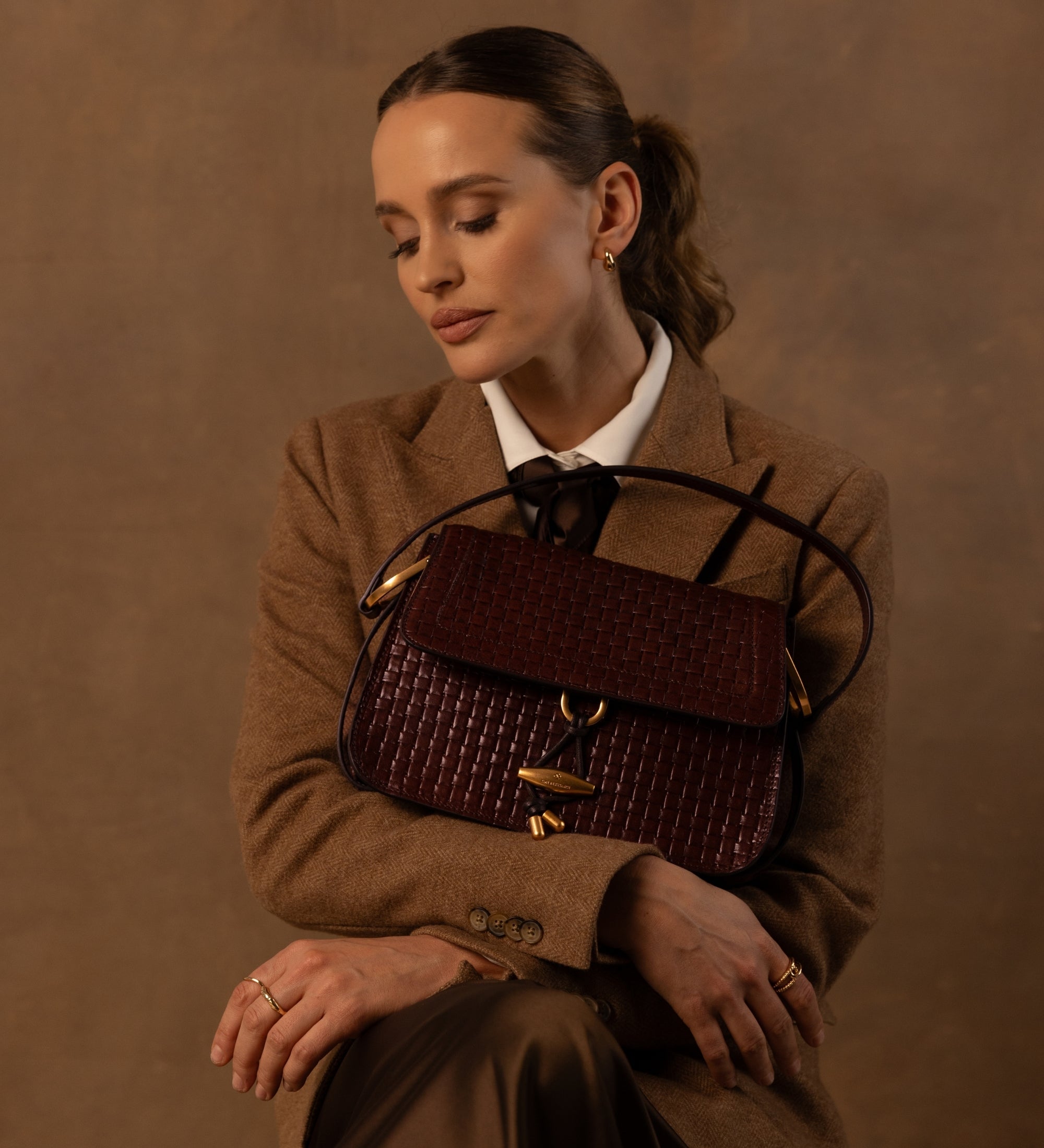 Läderväska med lock för dam - Possession