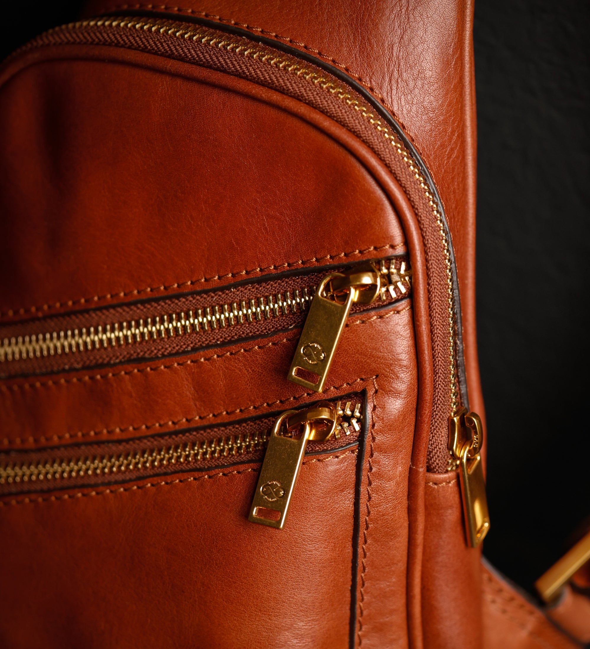 Slingväska i läder – Catch-22