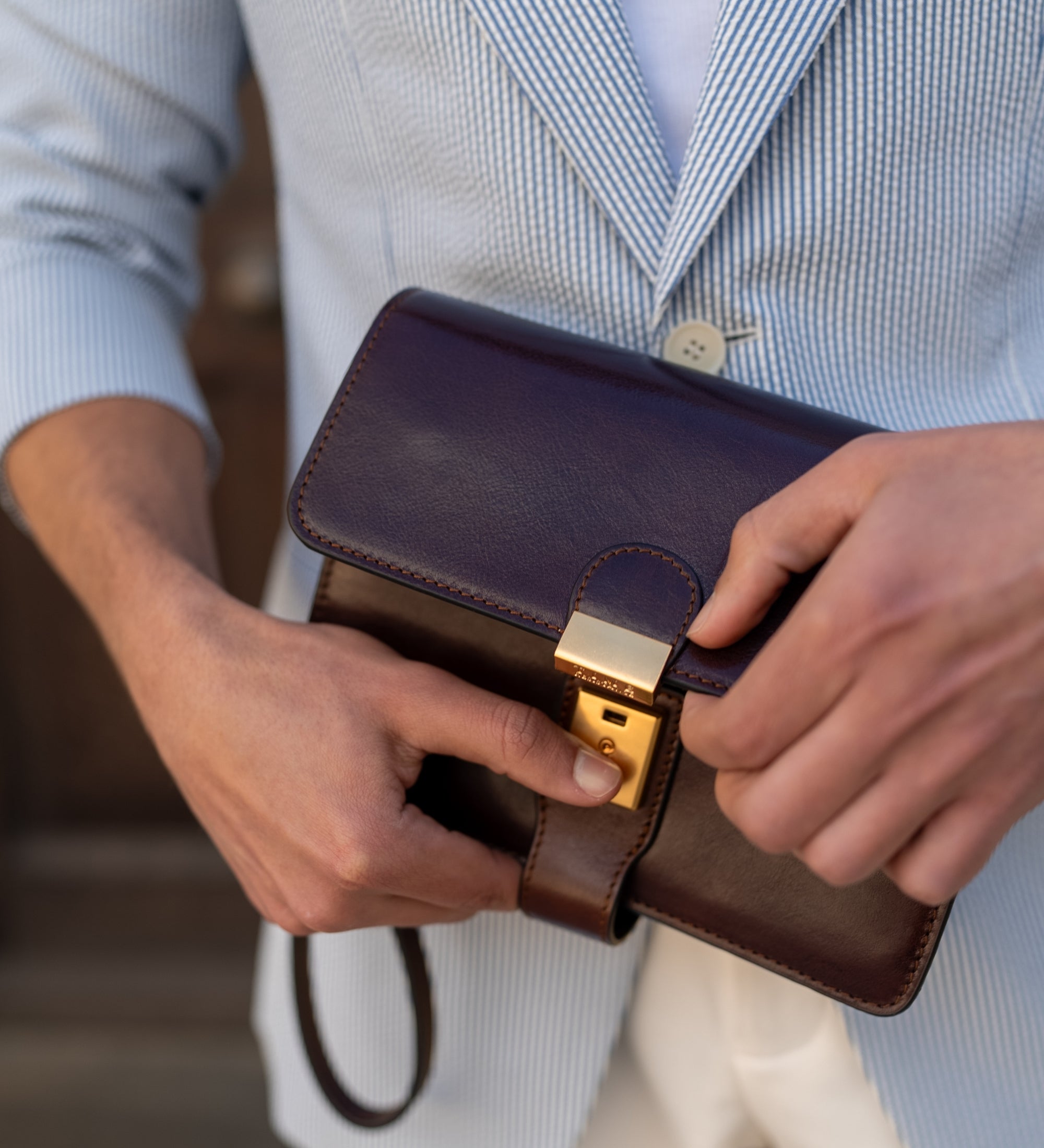 Clutchväska i läder– The Maltese Falcon