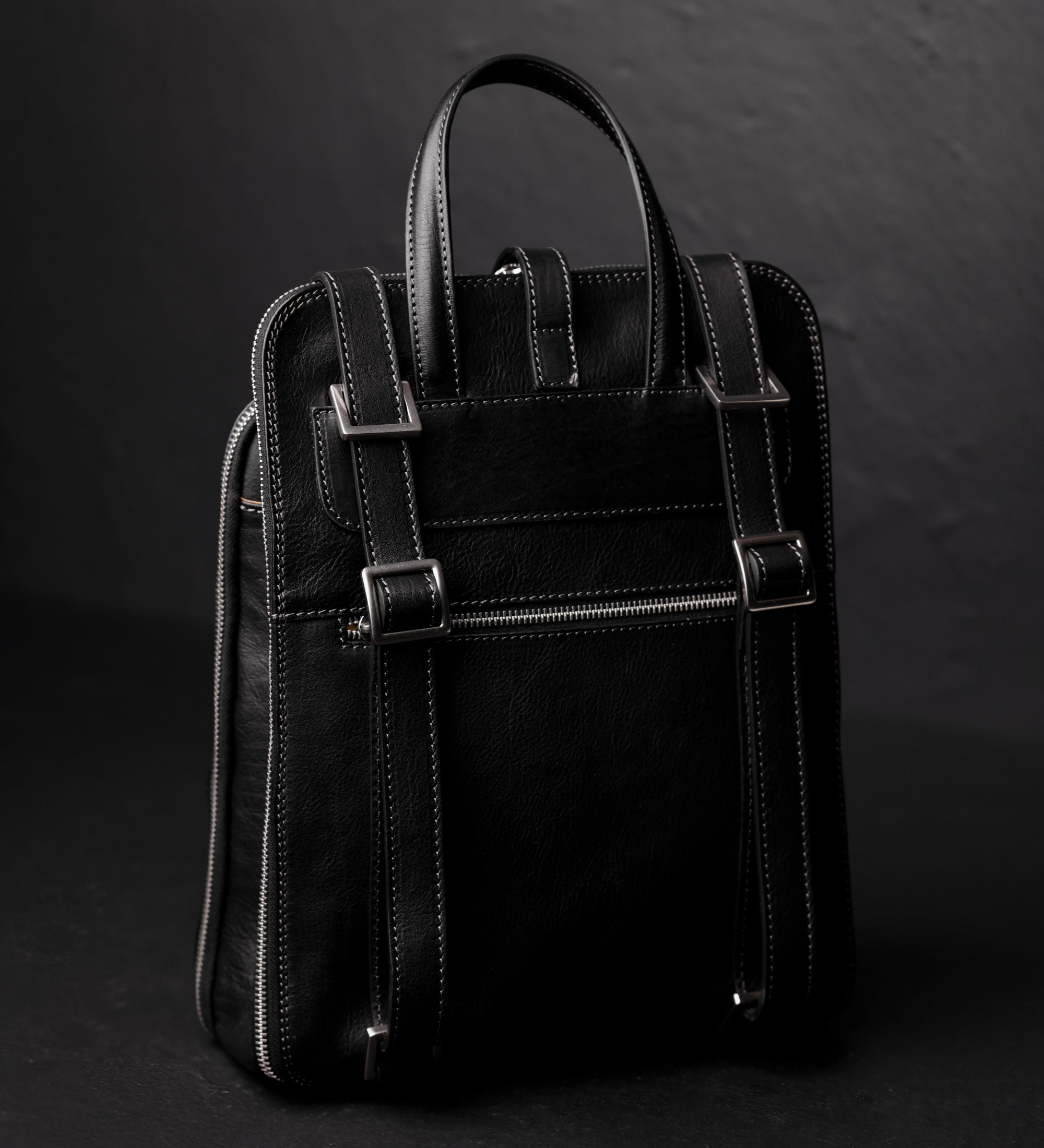 Omvandlingsbar ryggsäck i läder axelväska i läder för dam – Clarissa