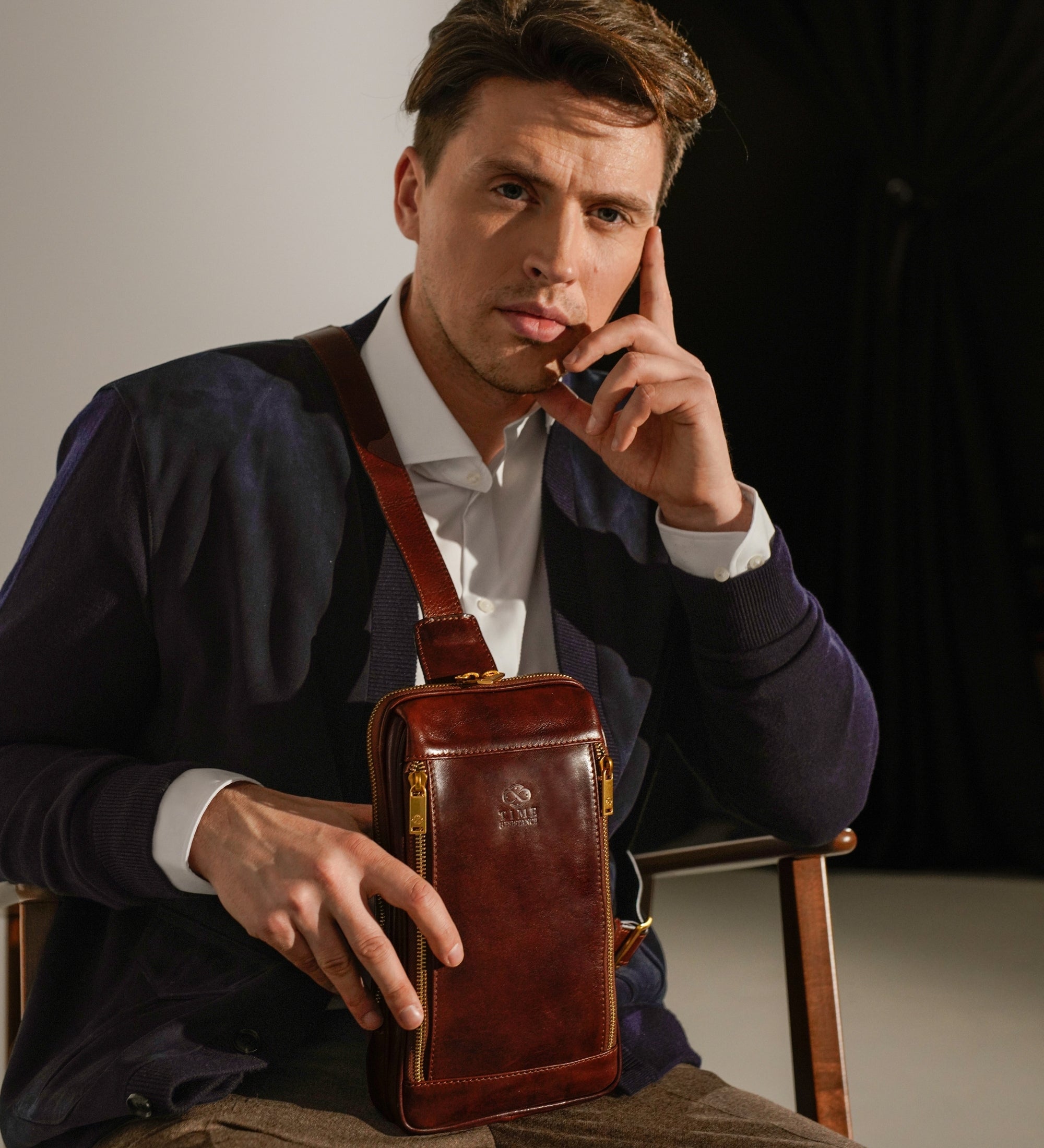 Slingväska i läder bröstväska i läder – Kim