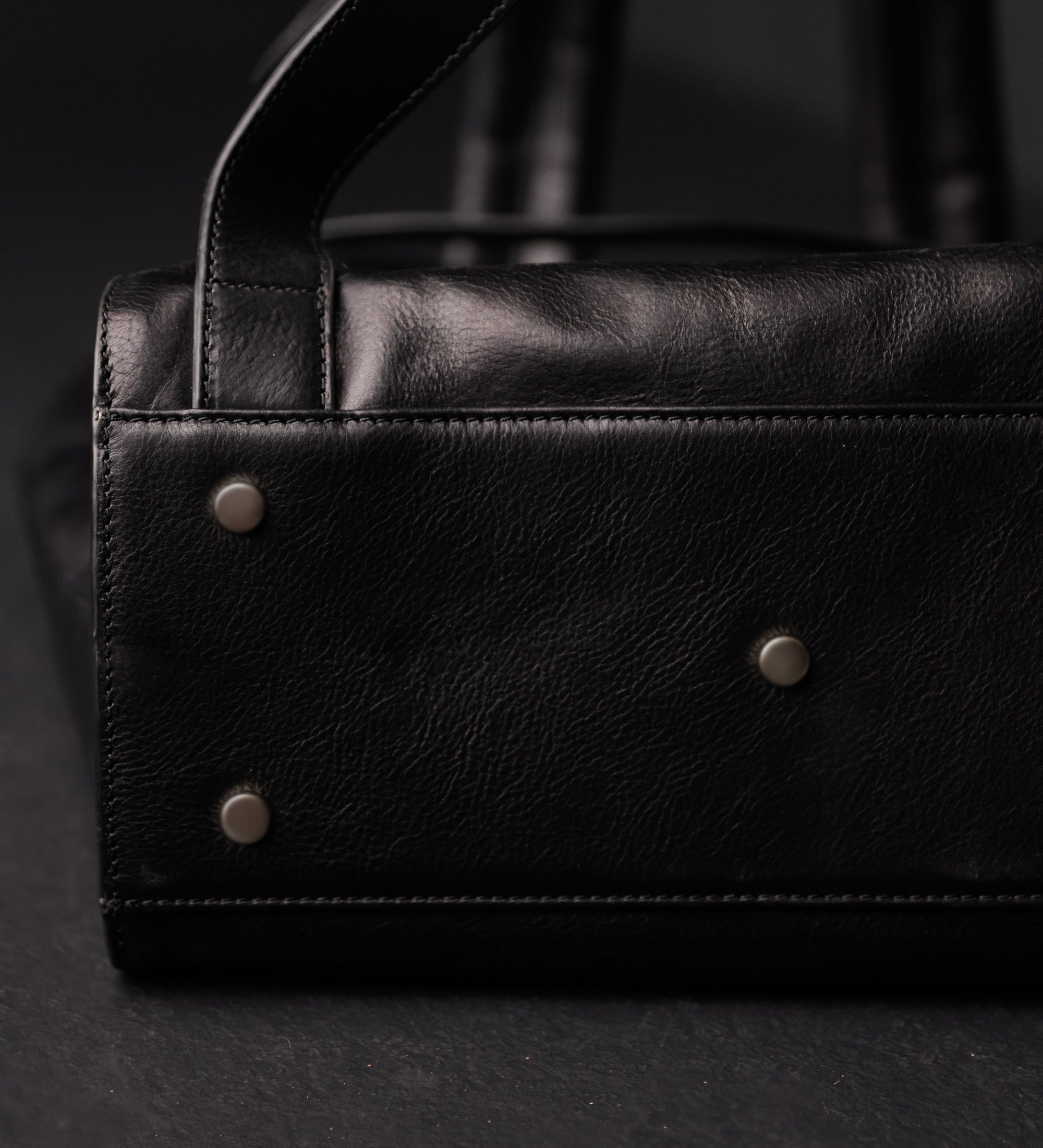 Ryggsäck i läder – A Brief Story of Time