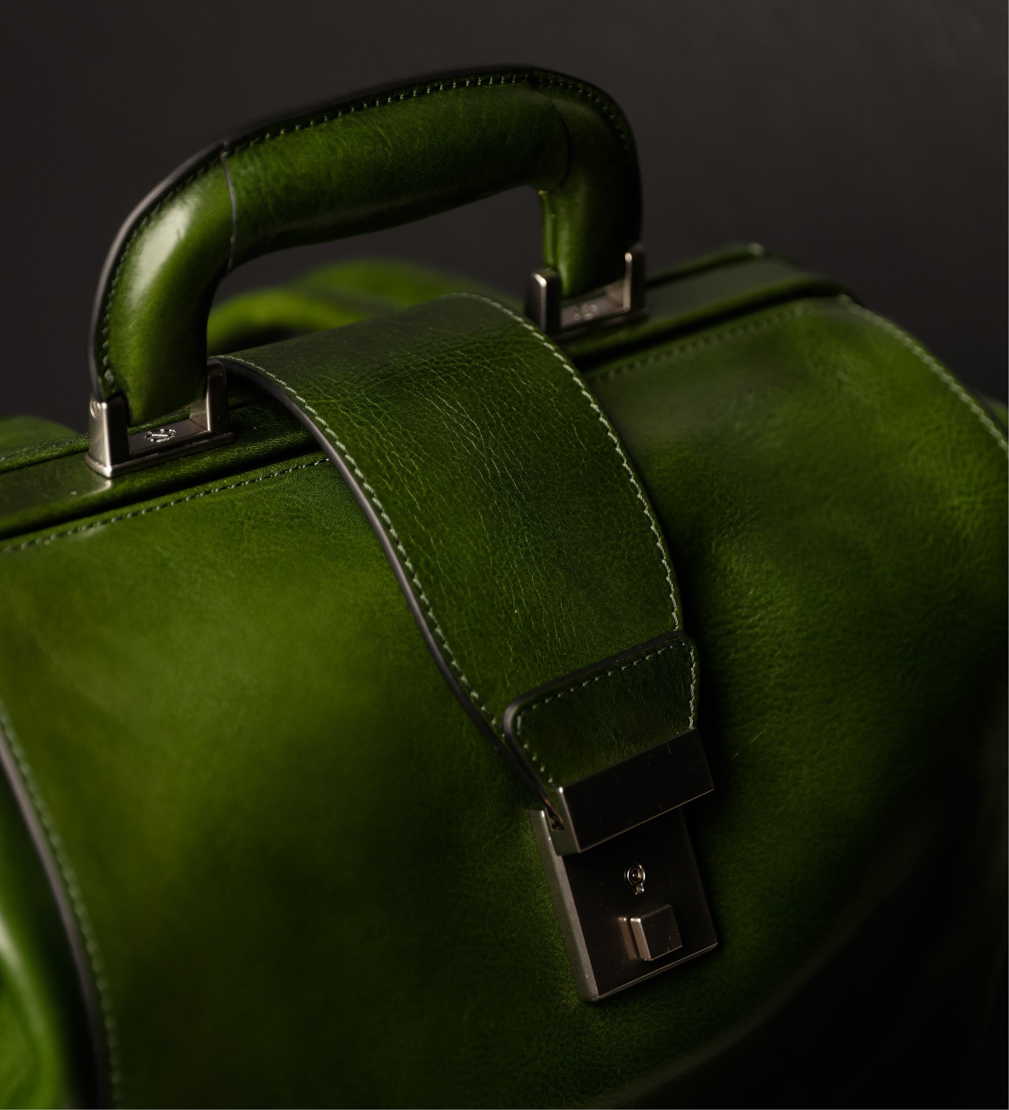 Ryggsäck i läder – A Brief Story of Time