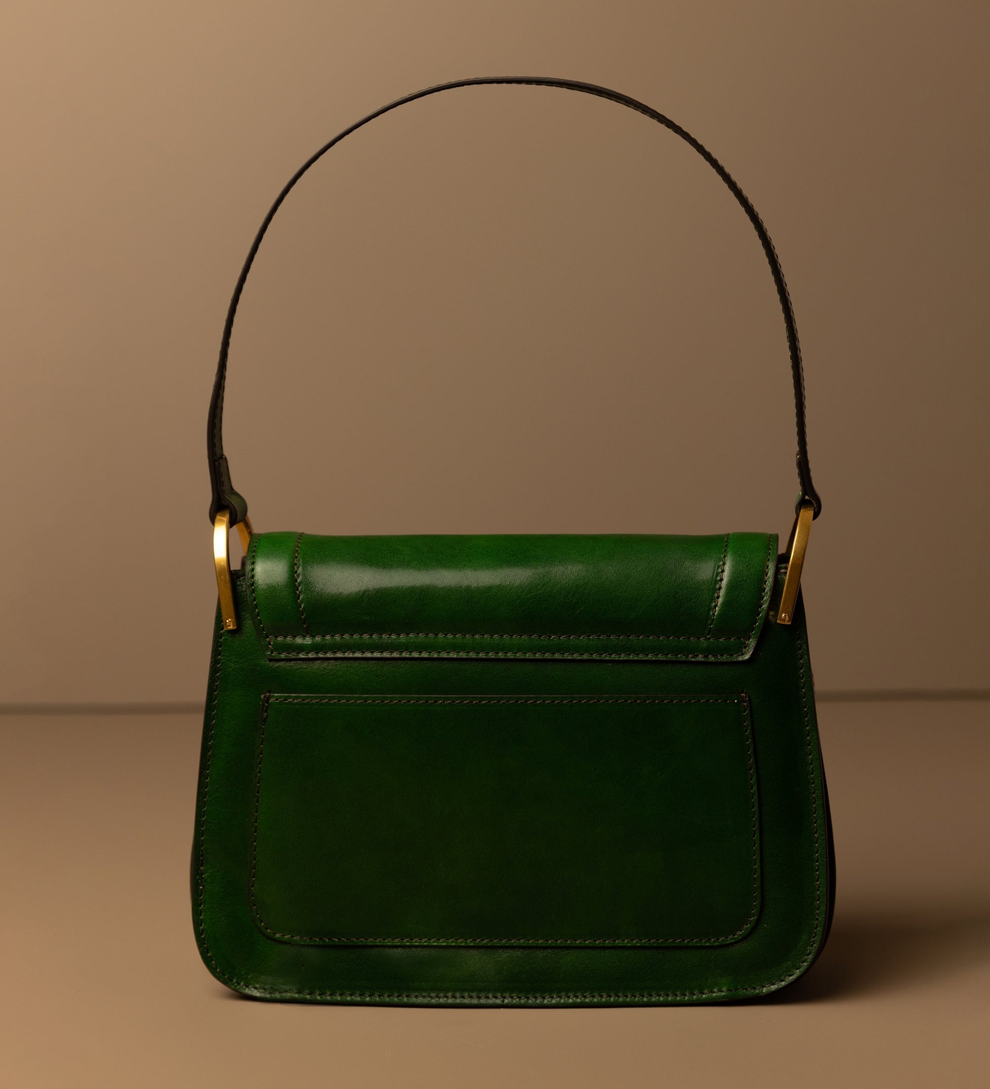 Läderväska med lock för dam - Possession