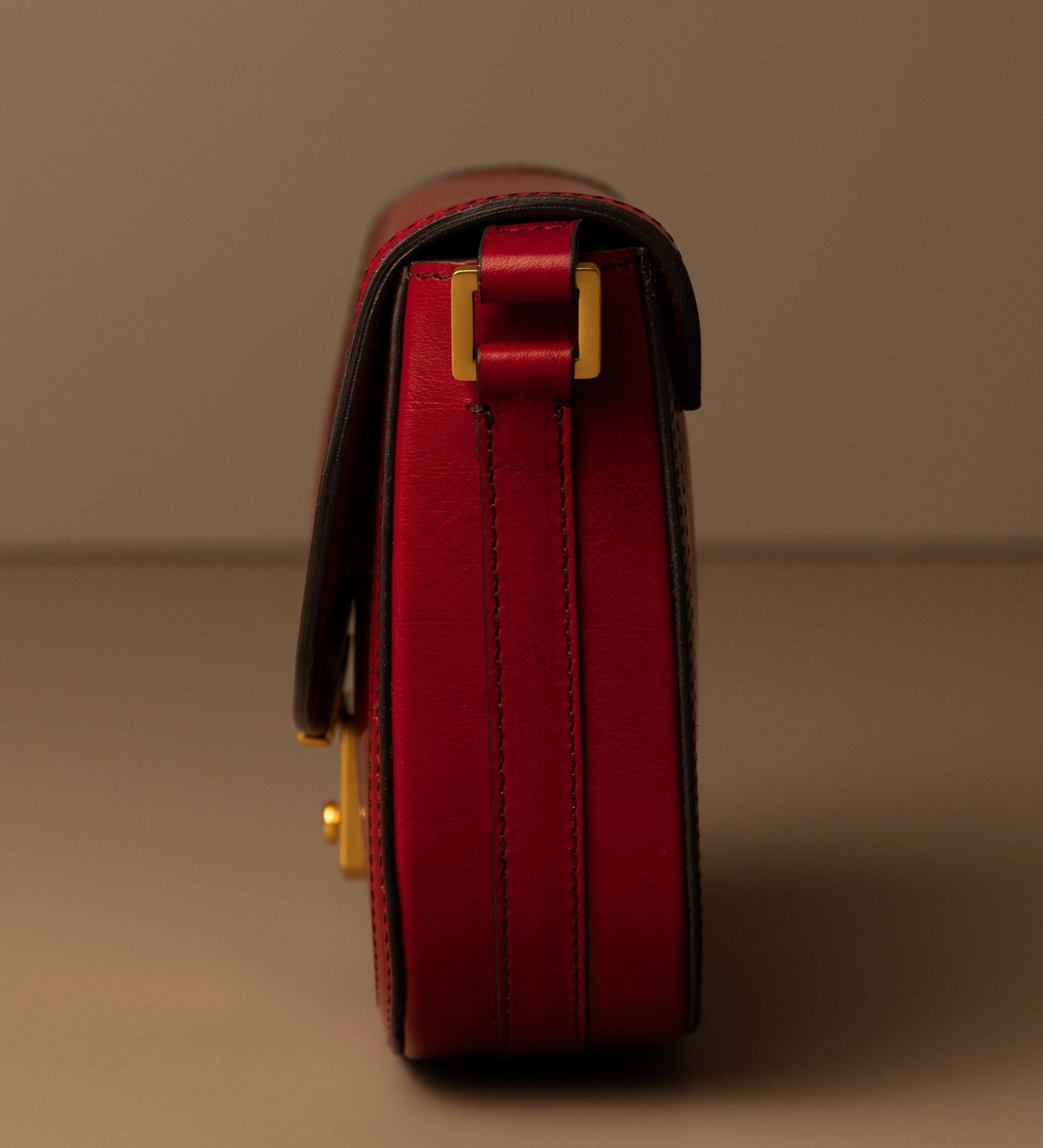 Saddle bag i läder för dam - Secrets