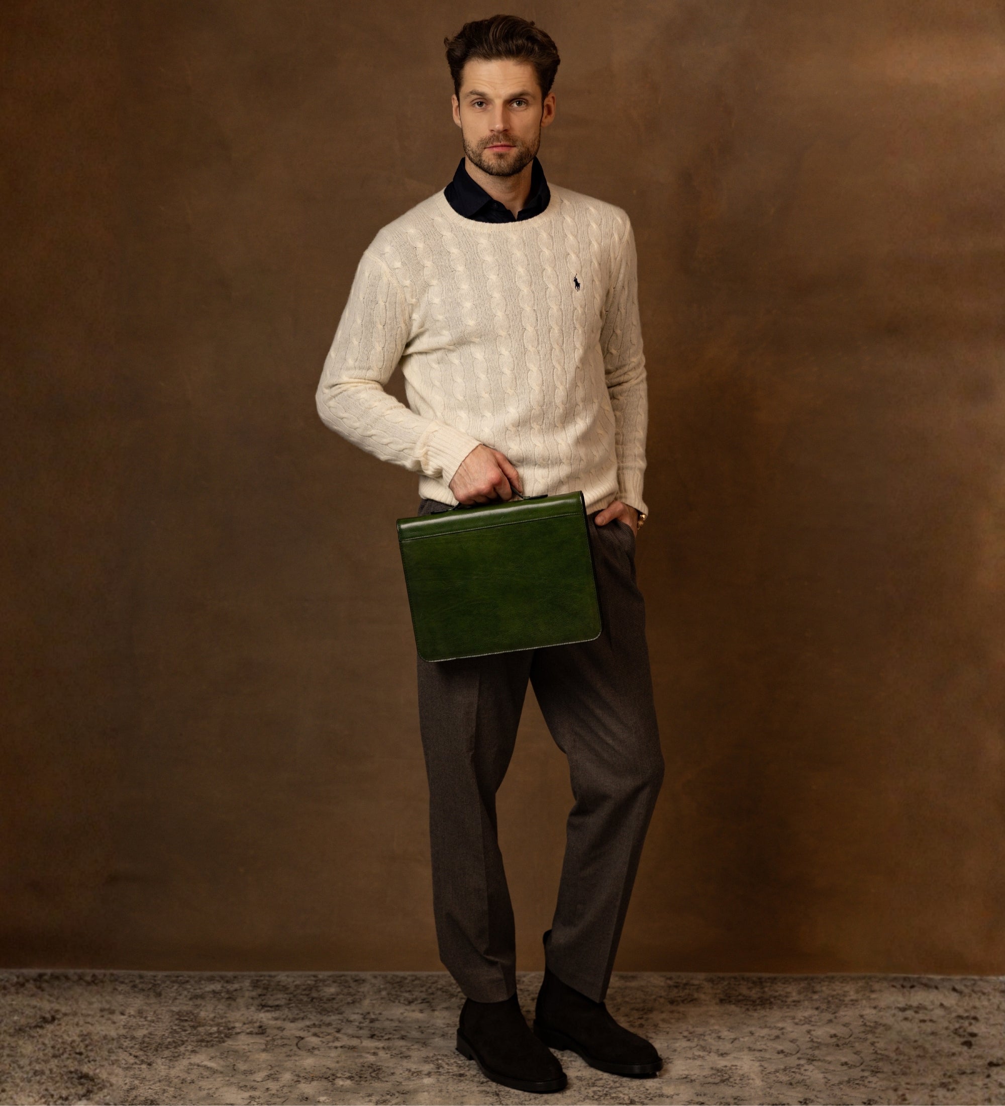 Dokumentmapp i läder med ringmekanism – Joy in the Morning