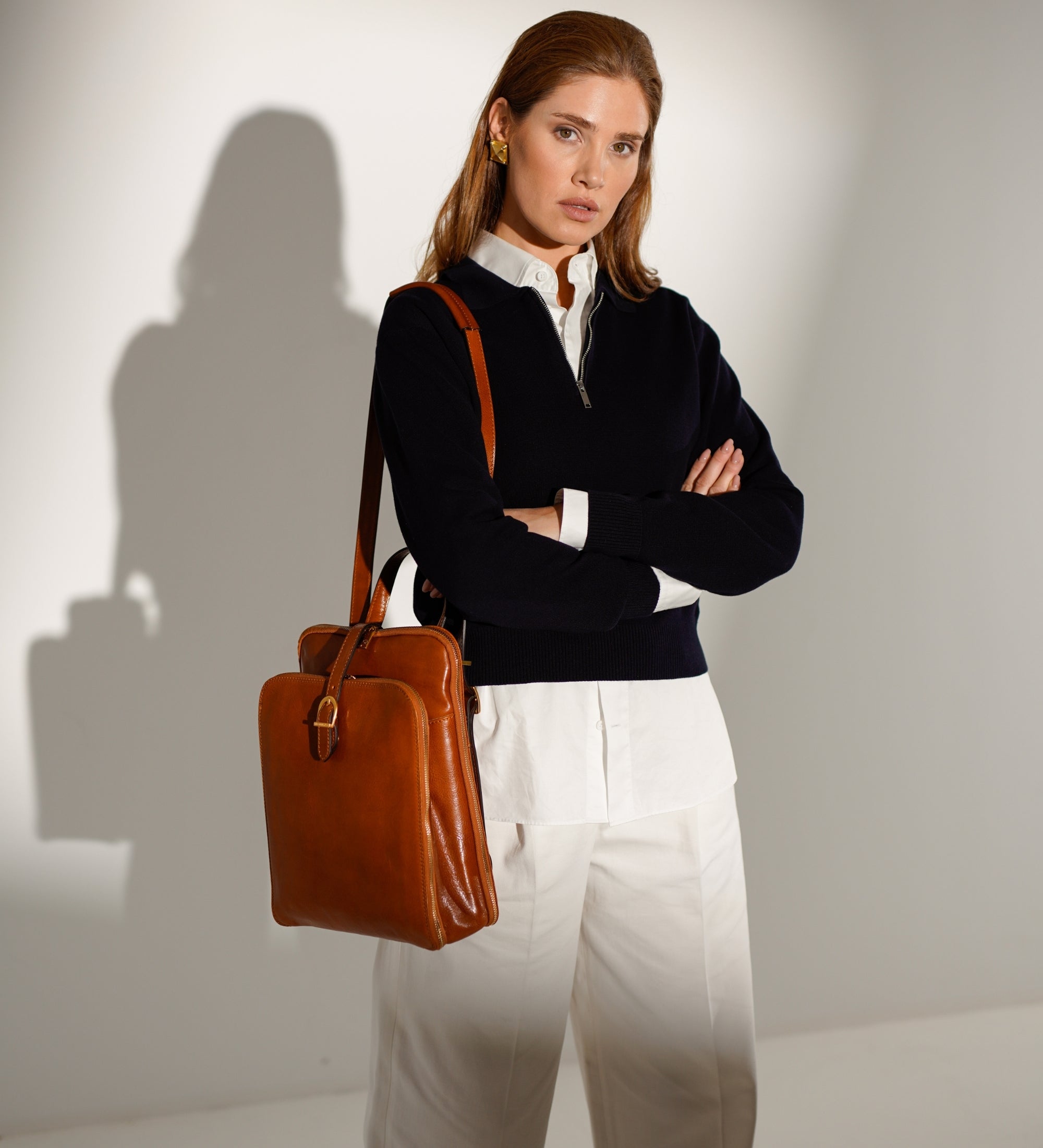 Omvandlingsbar ryggsäck i läder axelväska i läder för dam – Clarissa