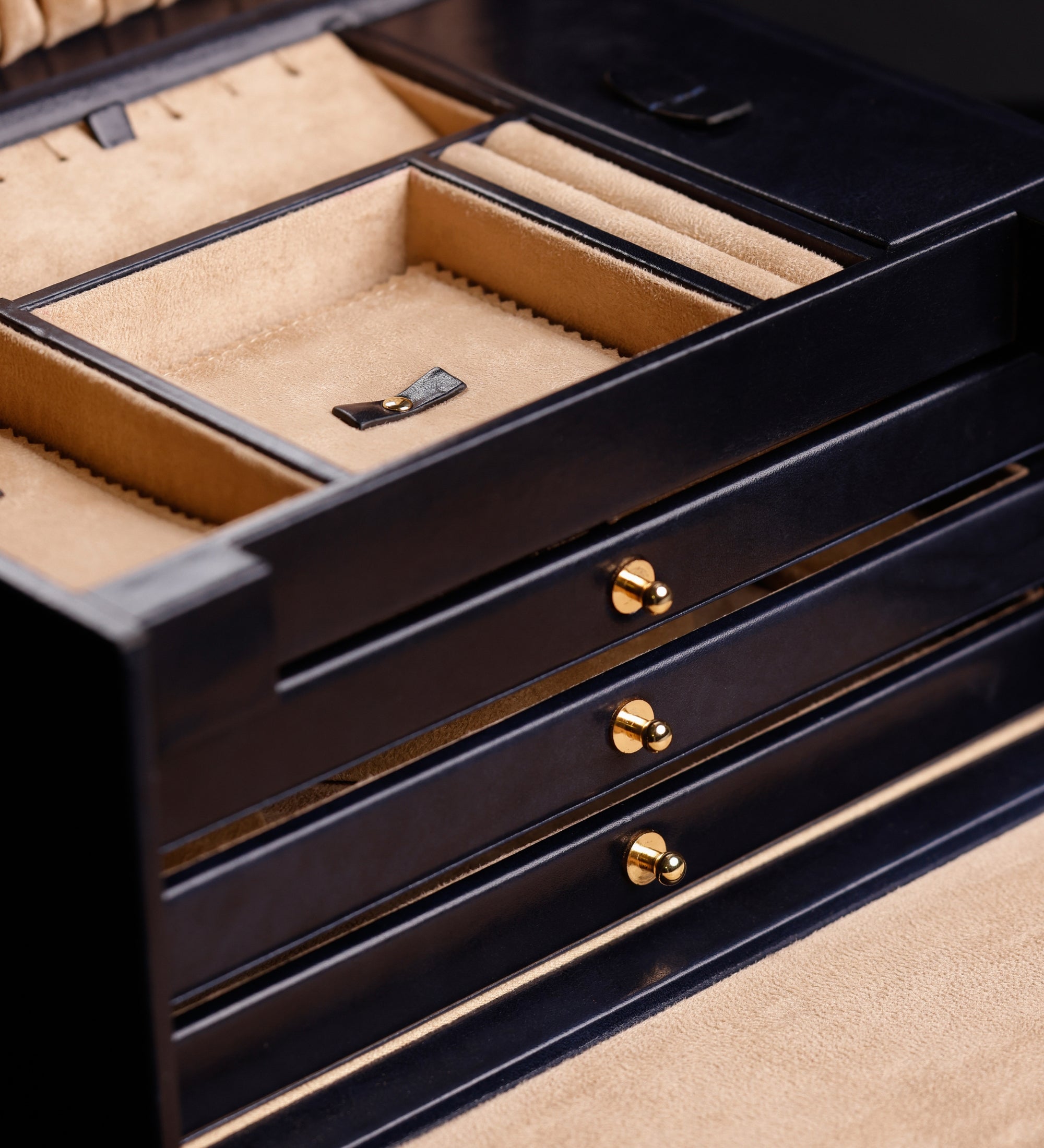 Stort smyckeskrin i läder för dam – The Portrait of a Lady