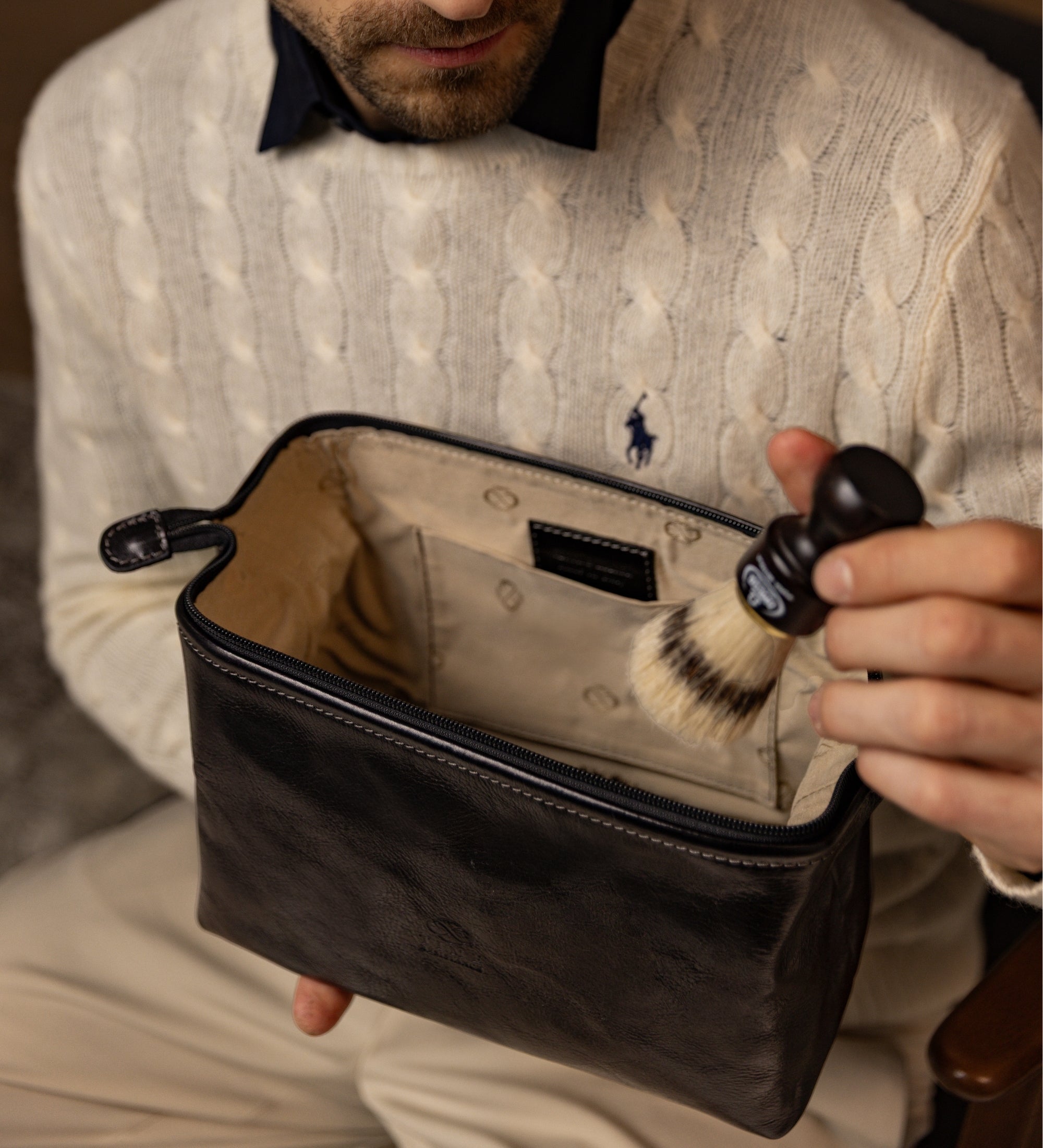 Necessär i läder – Four Past Midnight