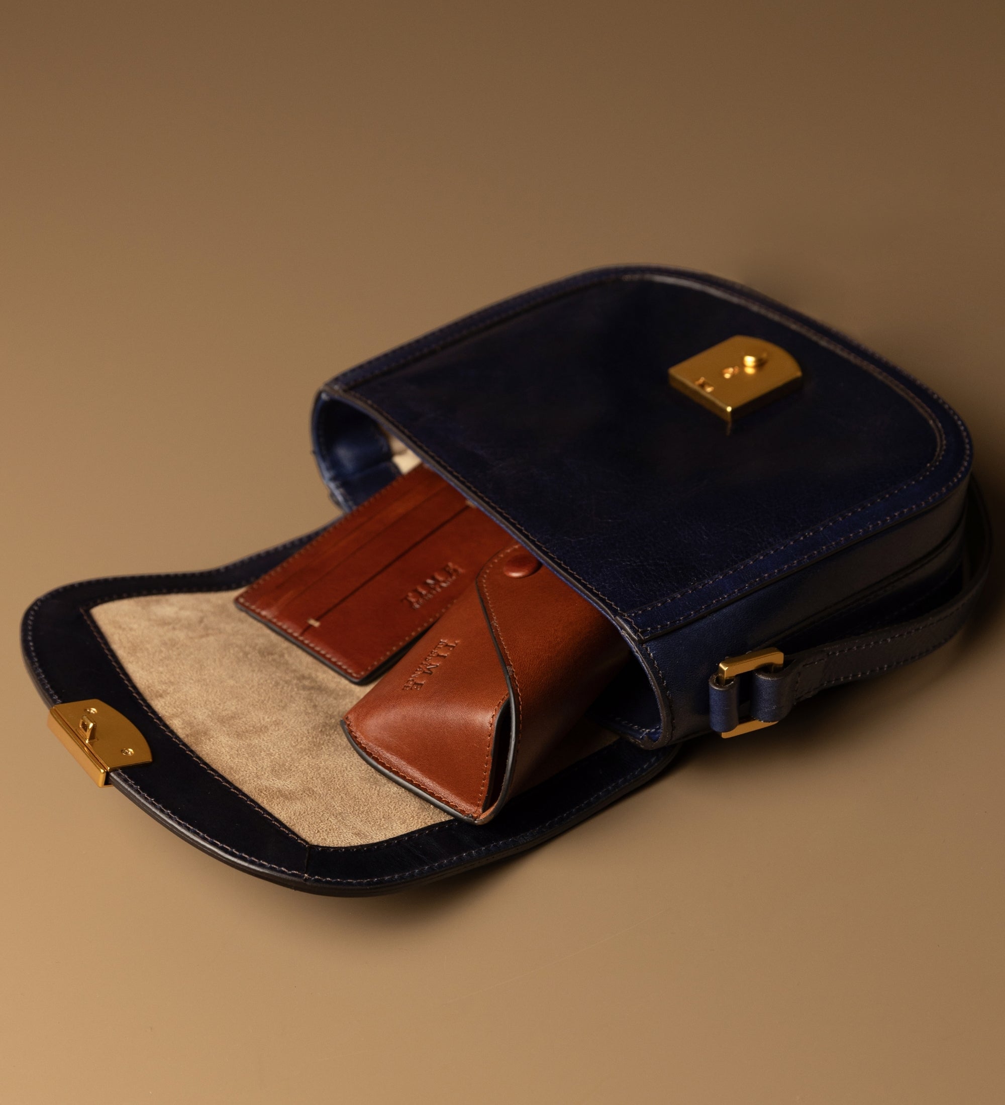 Saddle bag i läder för dam - Secrets