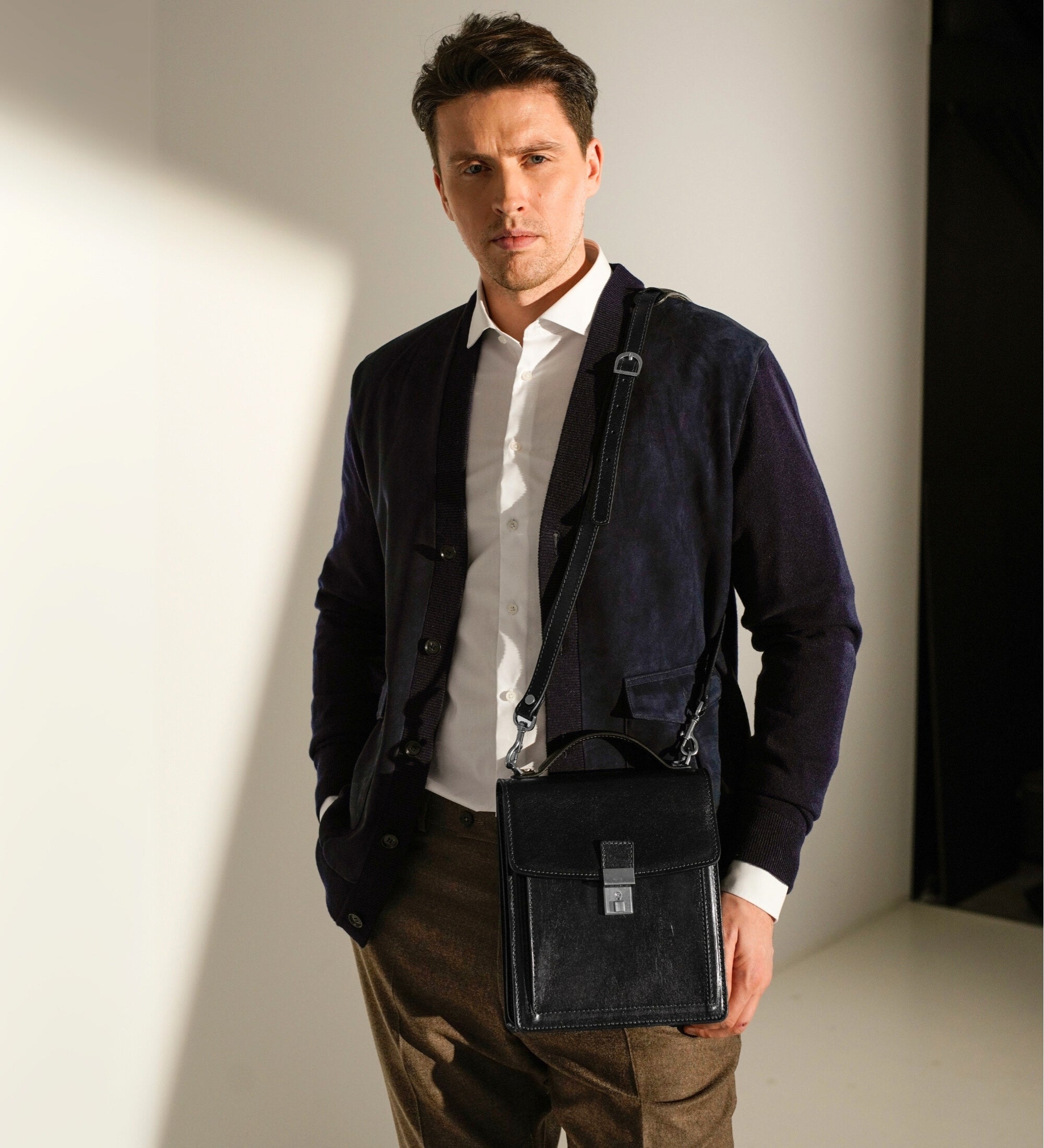 Liten portfölj i läder – Walden