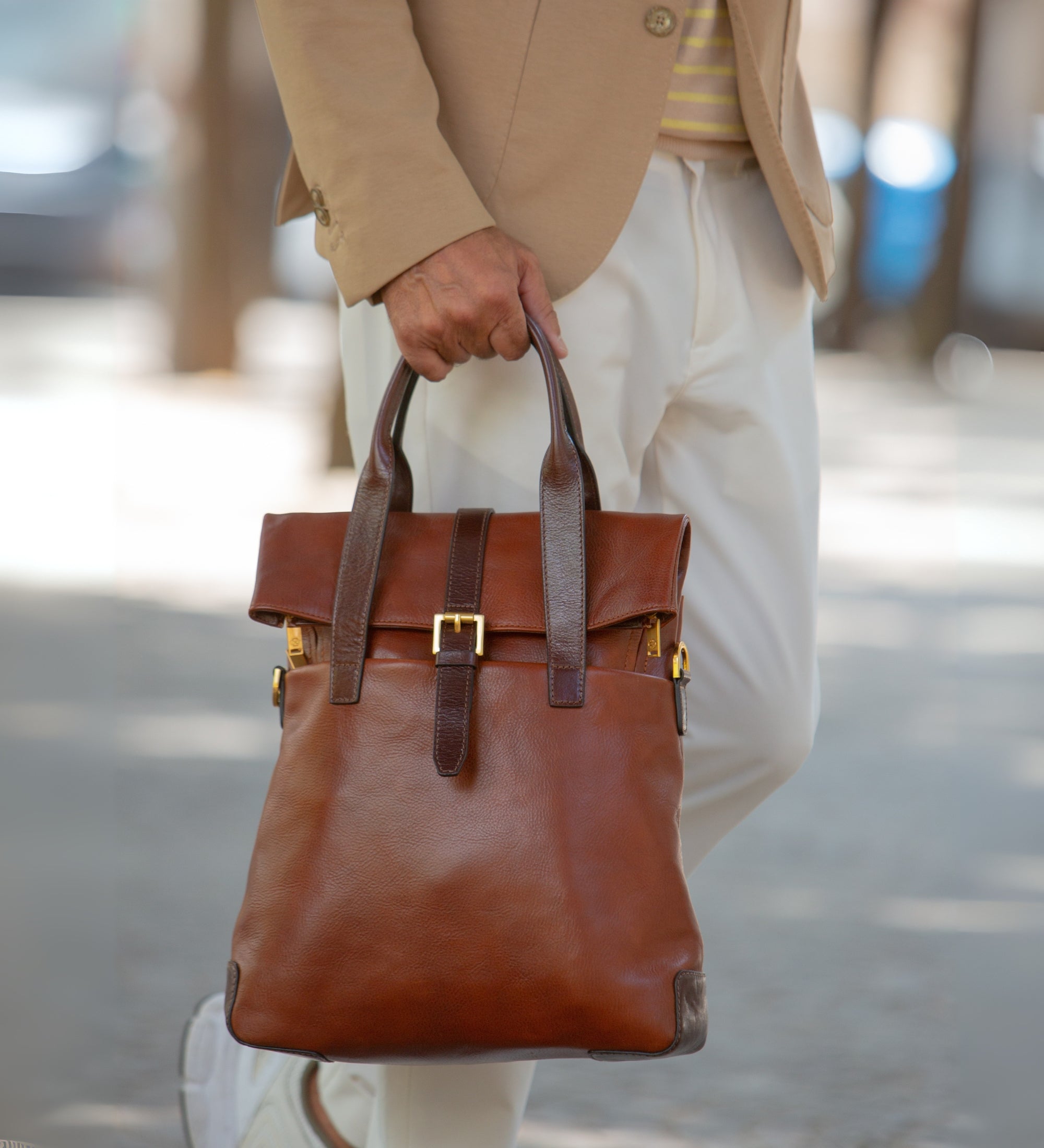 Omvandlingsbar ryggsäck i läder – The Awakening