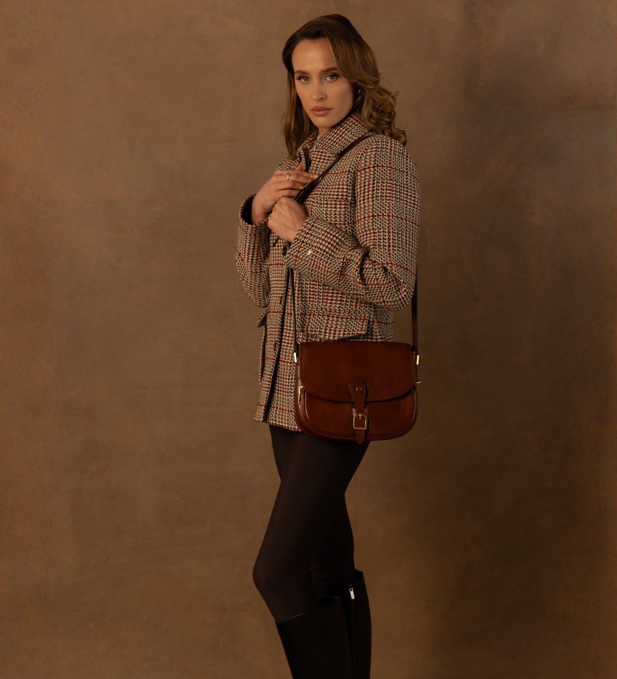 Saddle bag i läder för dam - Women In Love