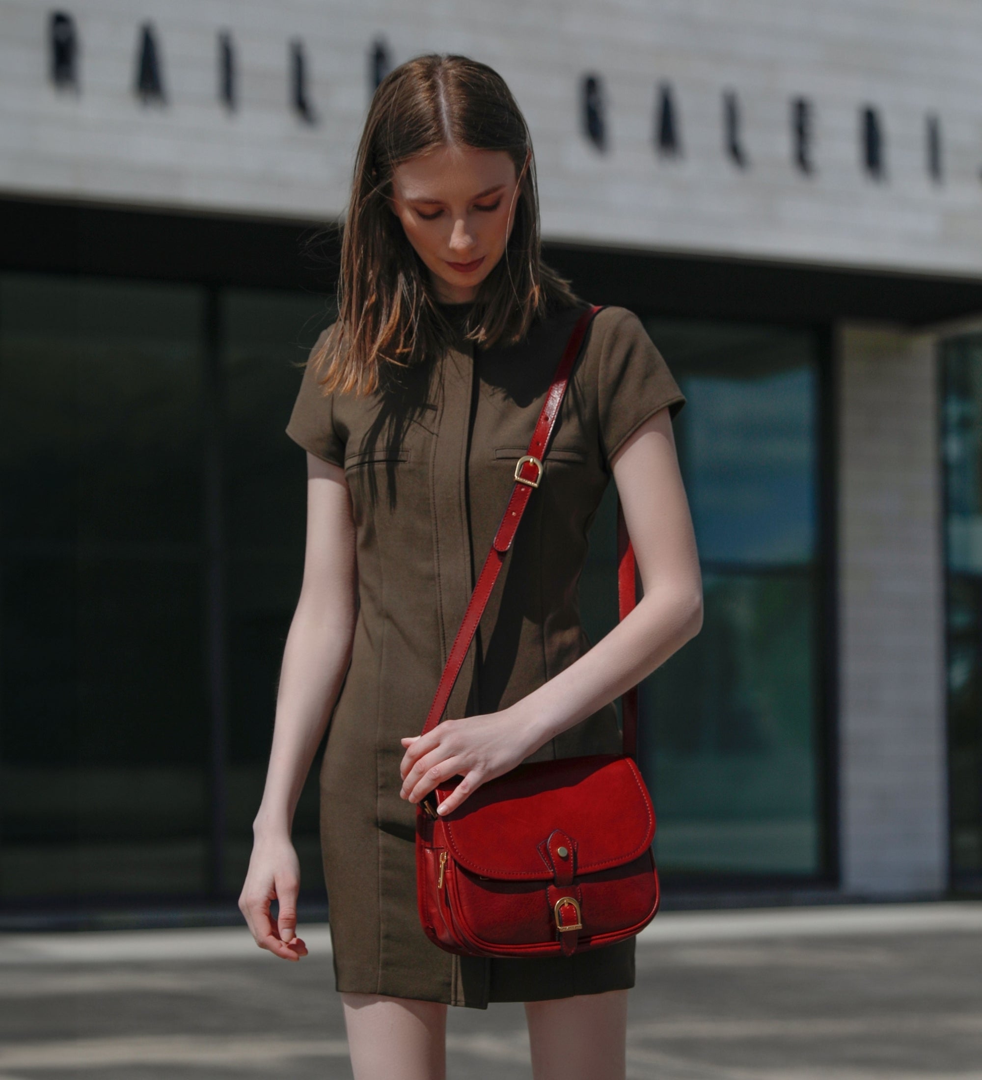 Saddle bag i läder för dam - Women In Love