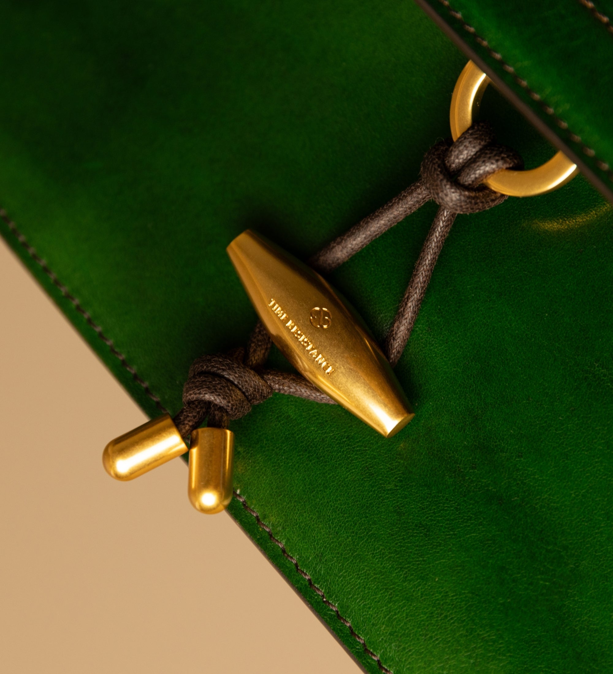 Läderväska med lock för dam - Possession