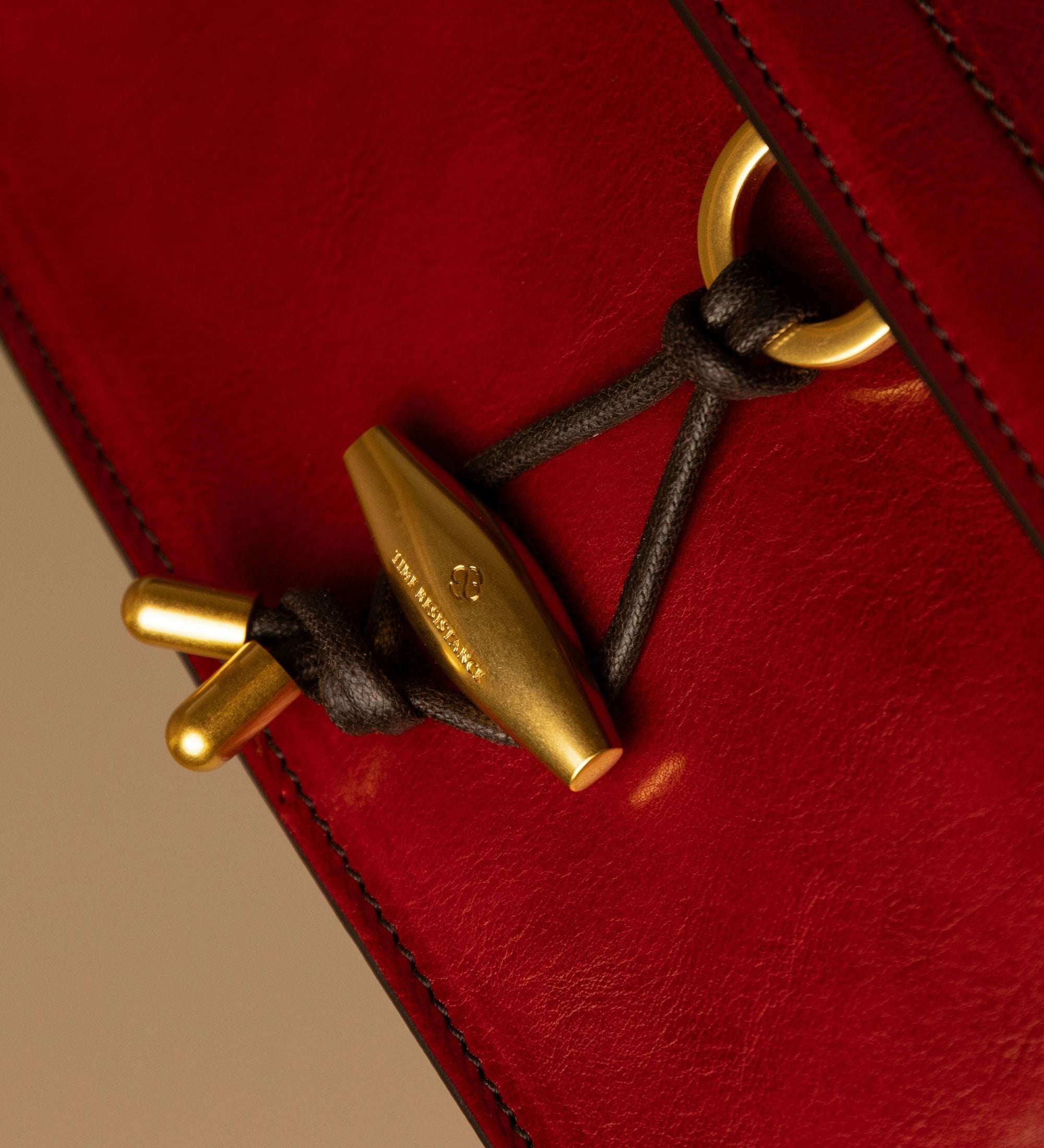 Läderväska med lock för dam - Possession