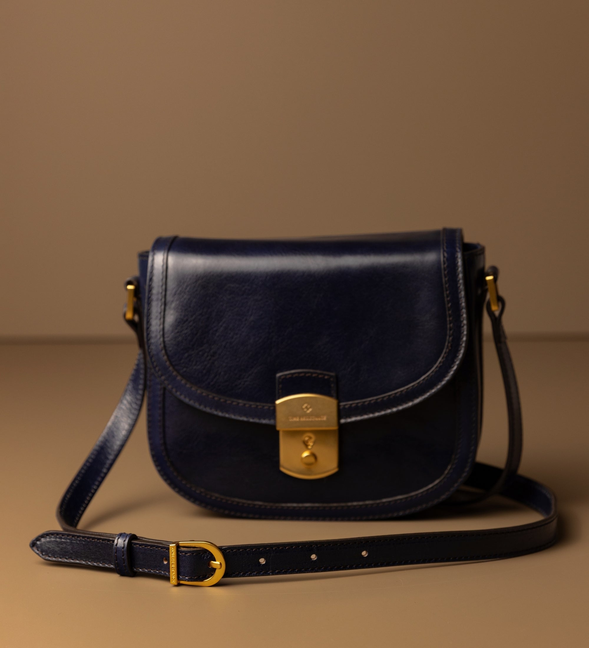 Saddle bag i läder för dam - Secrets