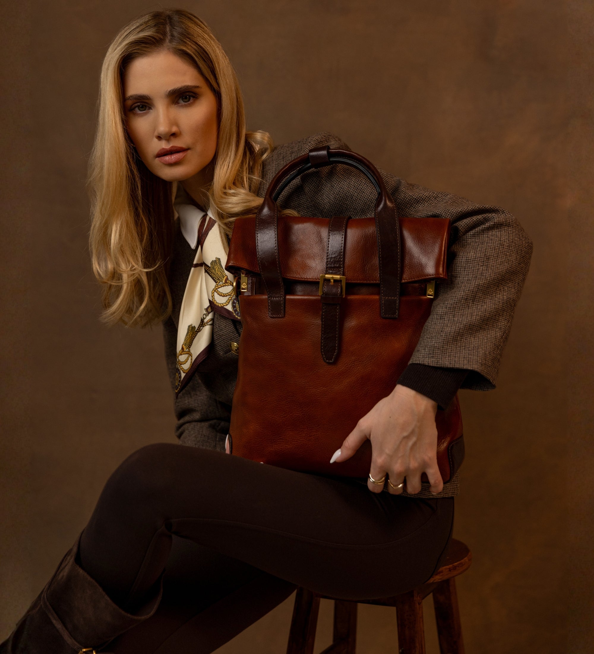 Omvandlingsbar ryggsäck i läder axelväska i läder för dam – The Awakening