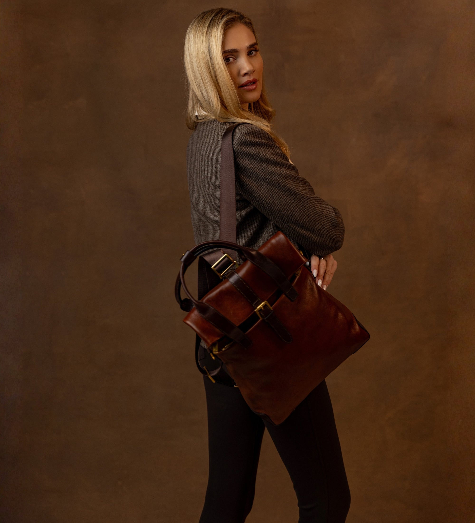 Omvandlingsbar ryggsäck i läder axelväska i läder för dam – The Awakening