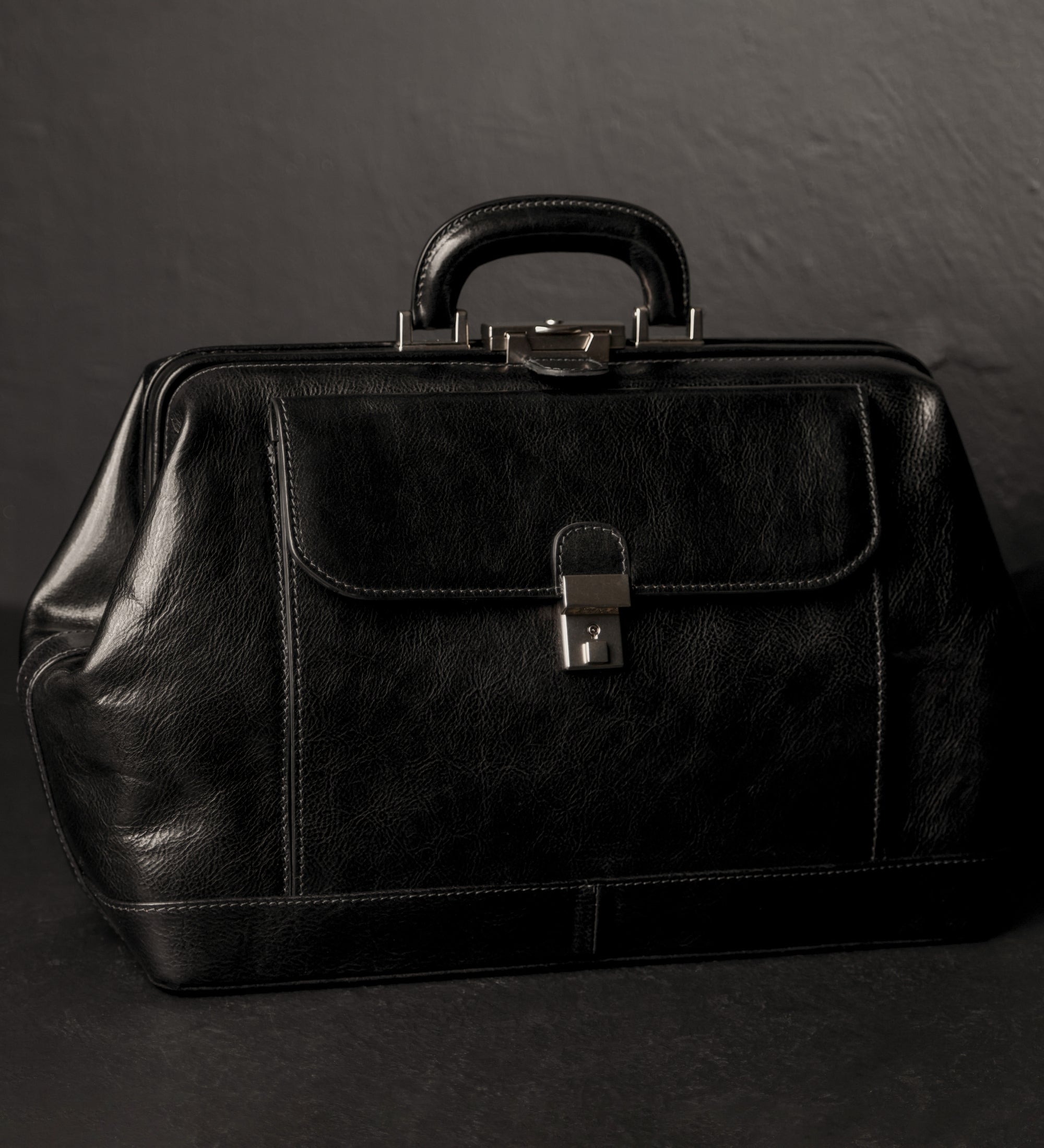 Stor doktorsväska av italienskt läder – Hamlet