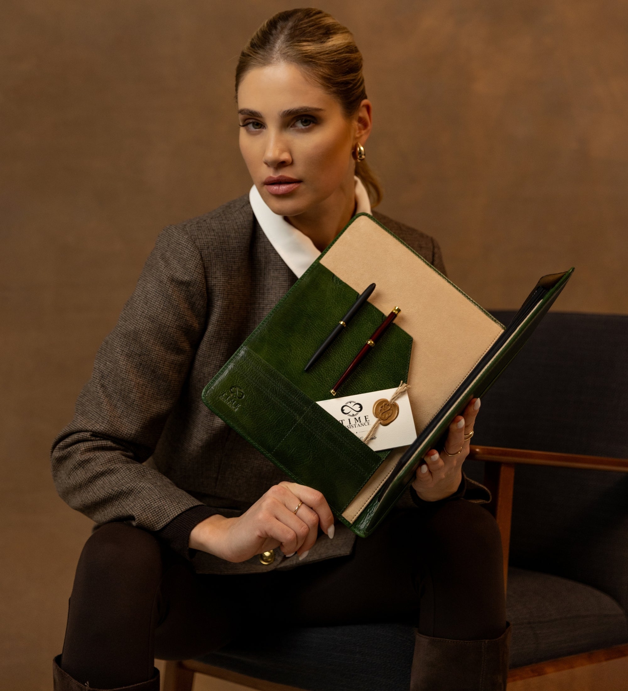 Dokumentmapp i läder för dam – Something Fresh