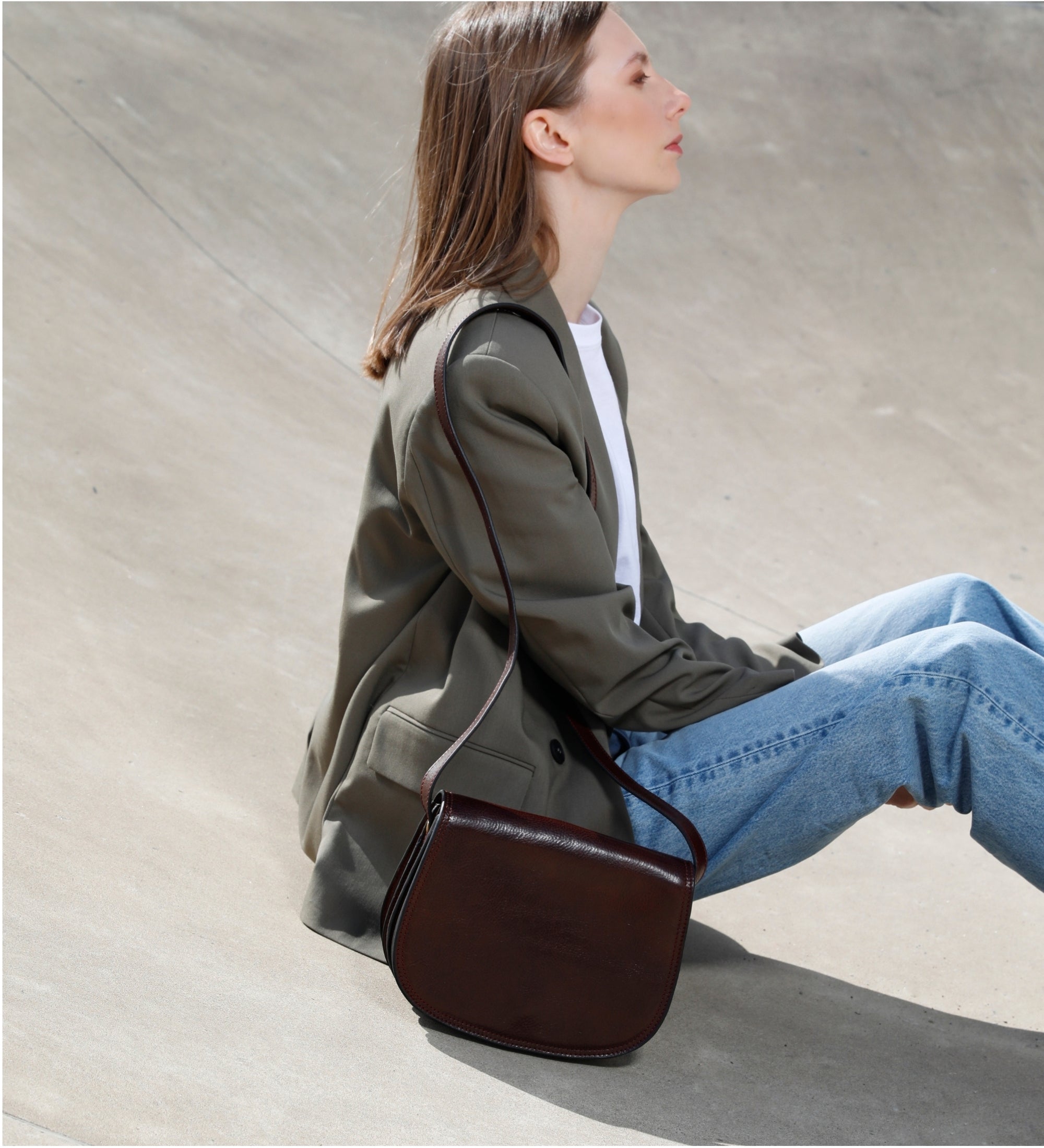 Saddle bag i läder crossbodyväska i läder för dam – Moonfleet