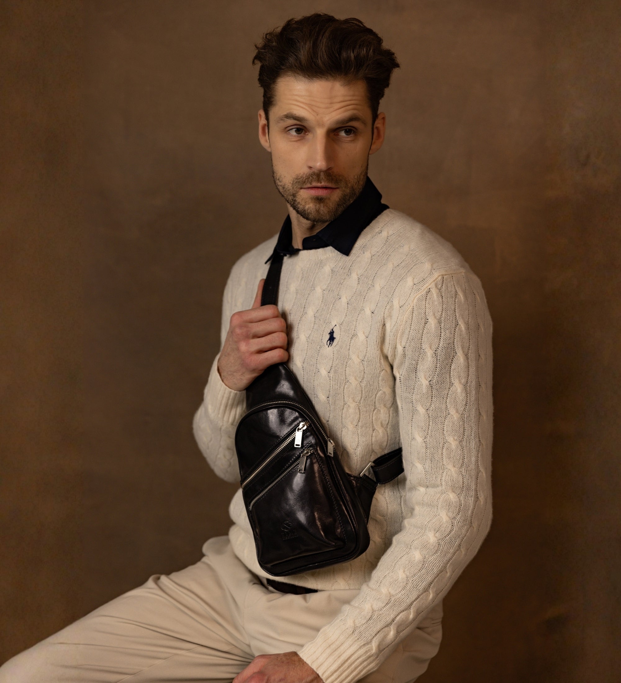 Slingväska i läder – Catch-22