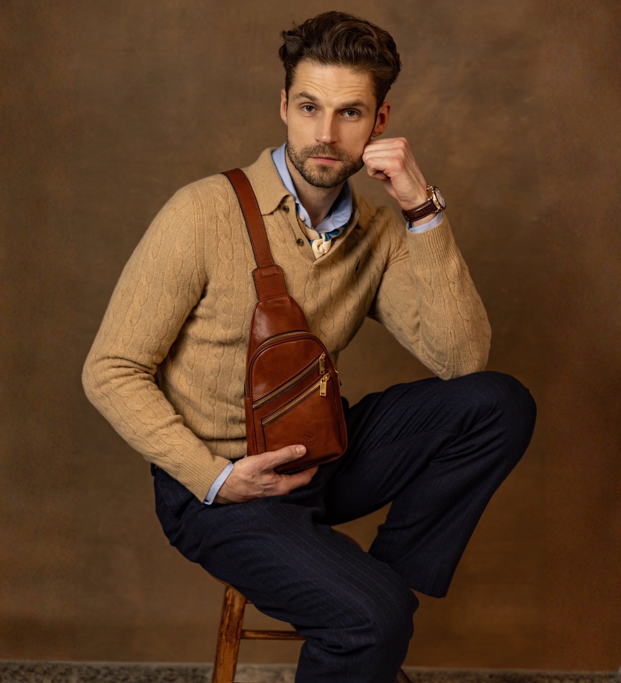 Slingväska i läder – Catch-22