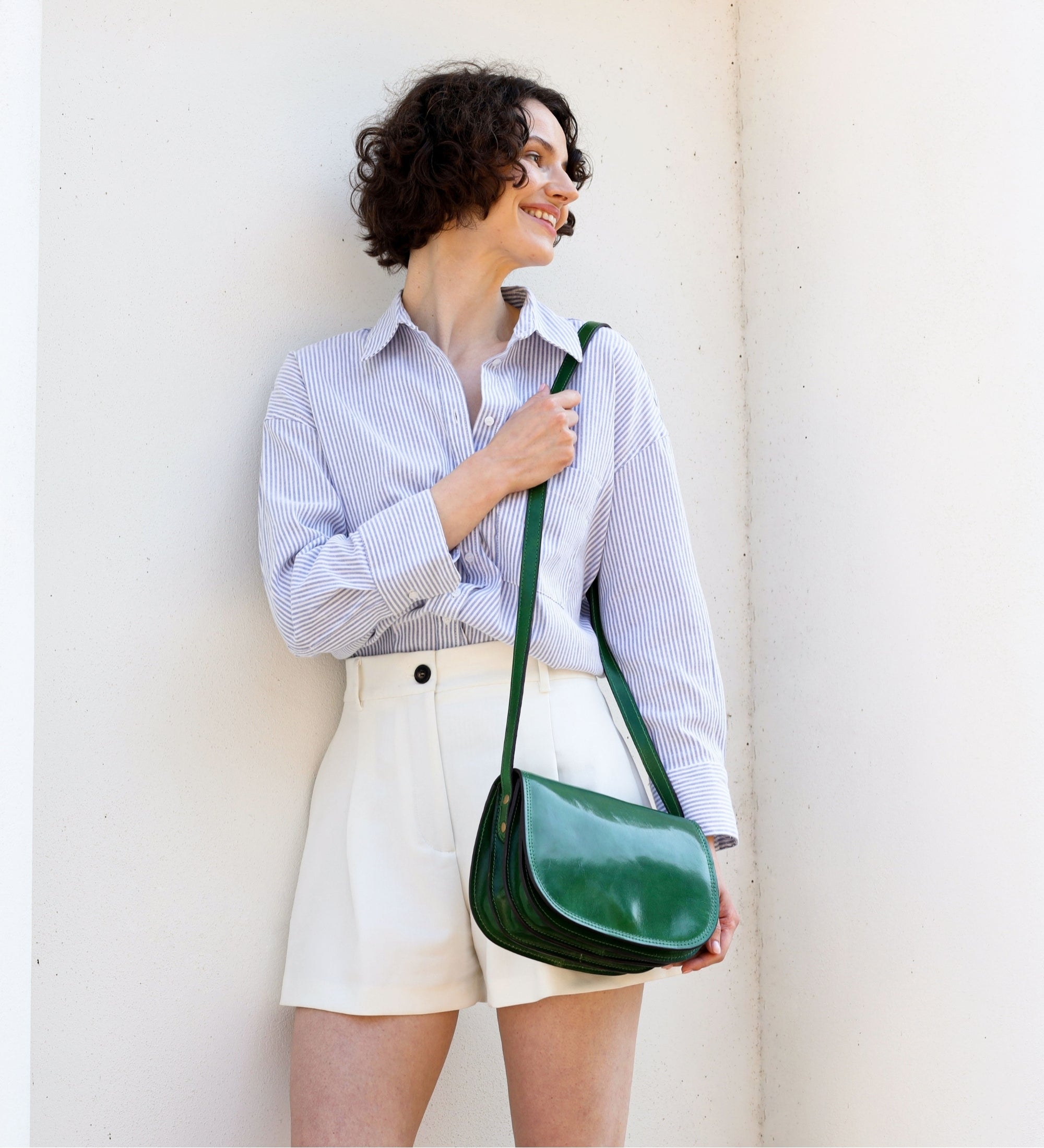 Saddle bag i läder crossbodyväska i läder för dam – Moonfleet
