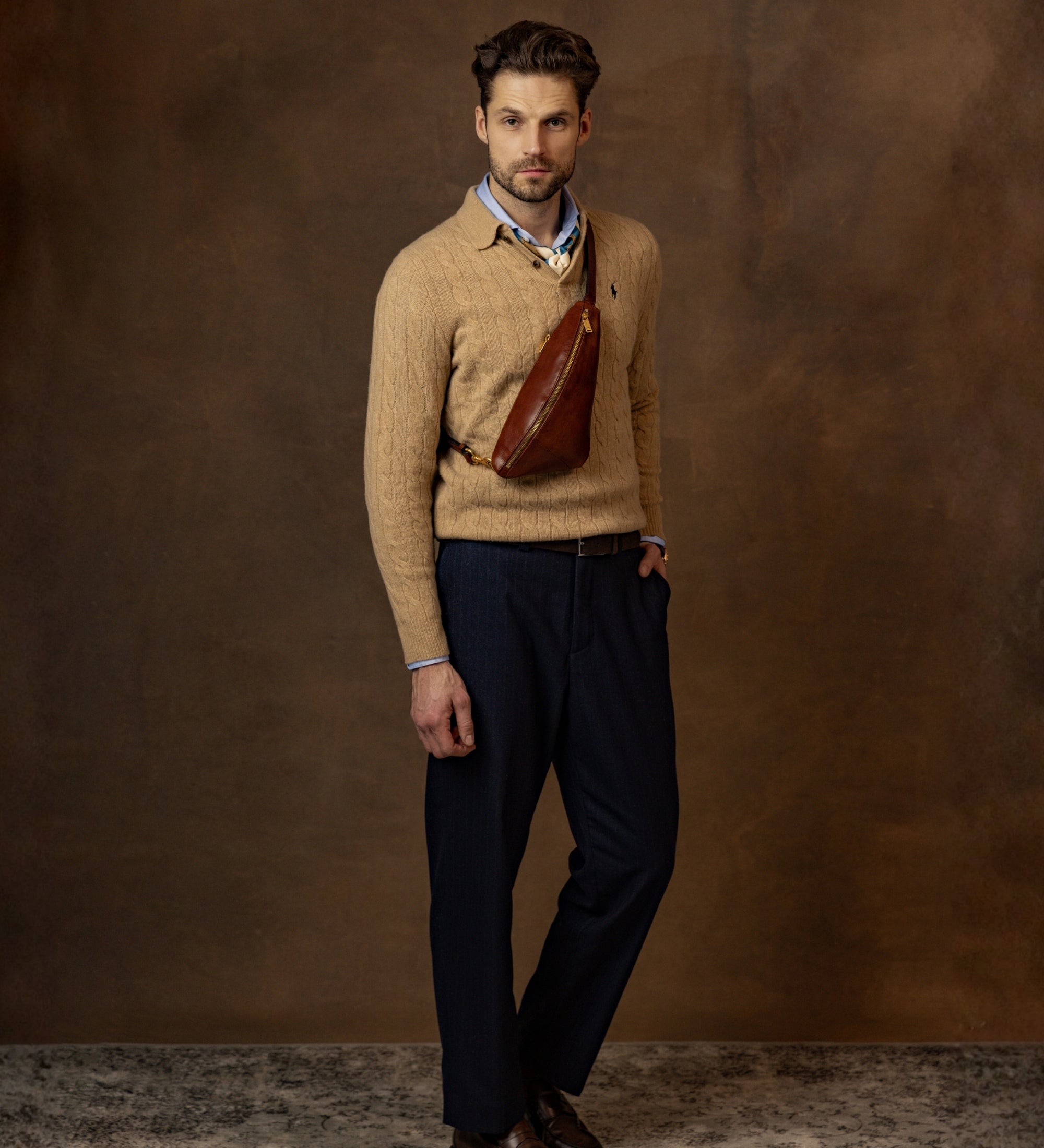 Bröstväska i läder – Tales of the City