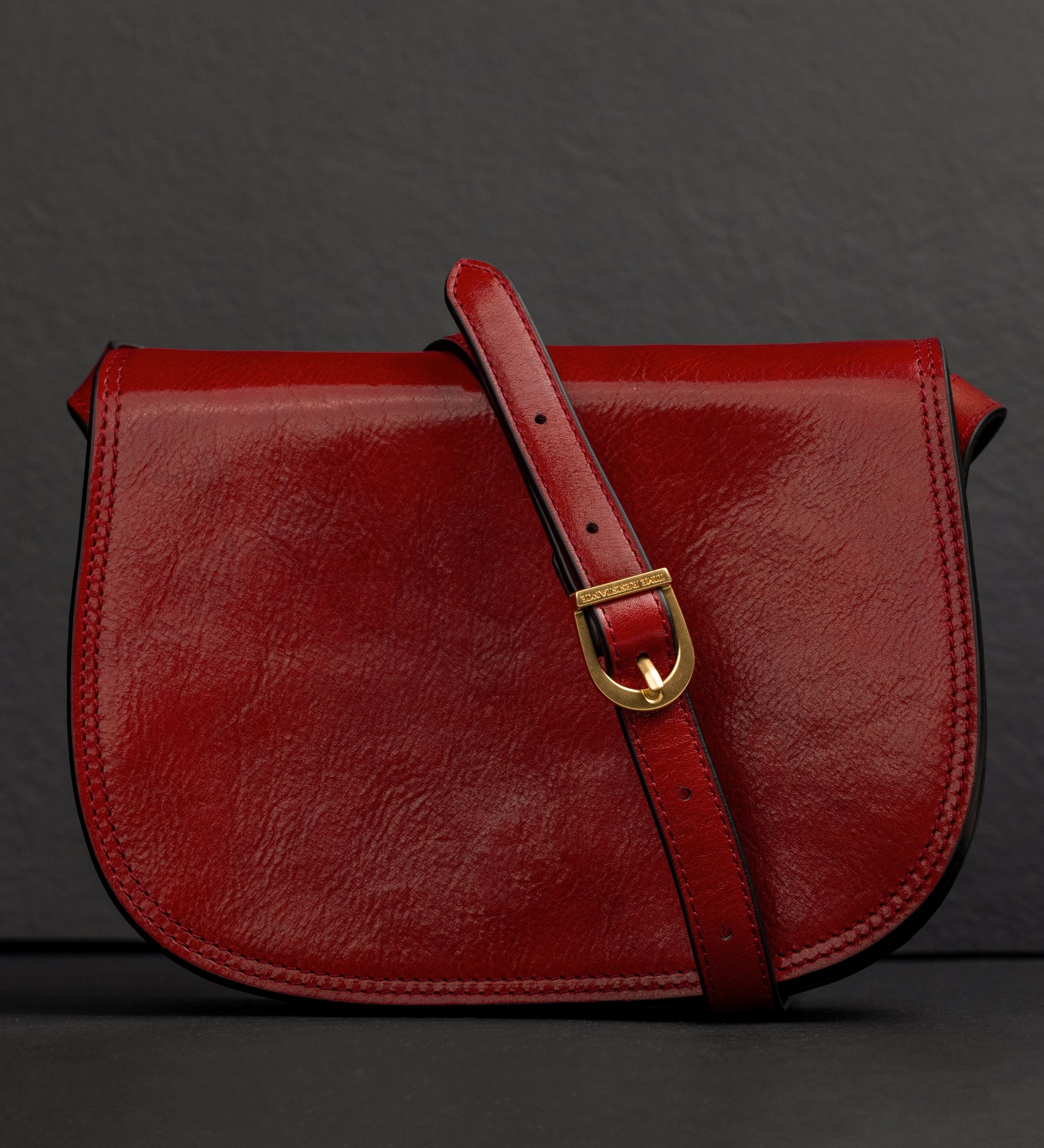 Saddle bag i läder crossbodyväska i läder för dam – Moonfleet