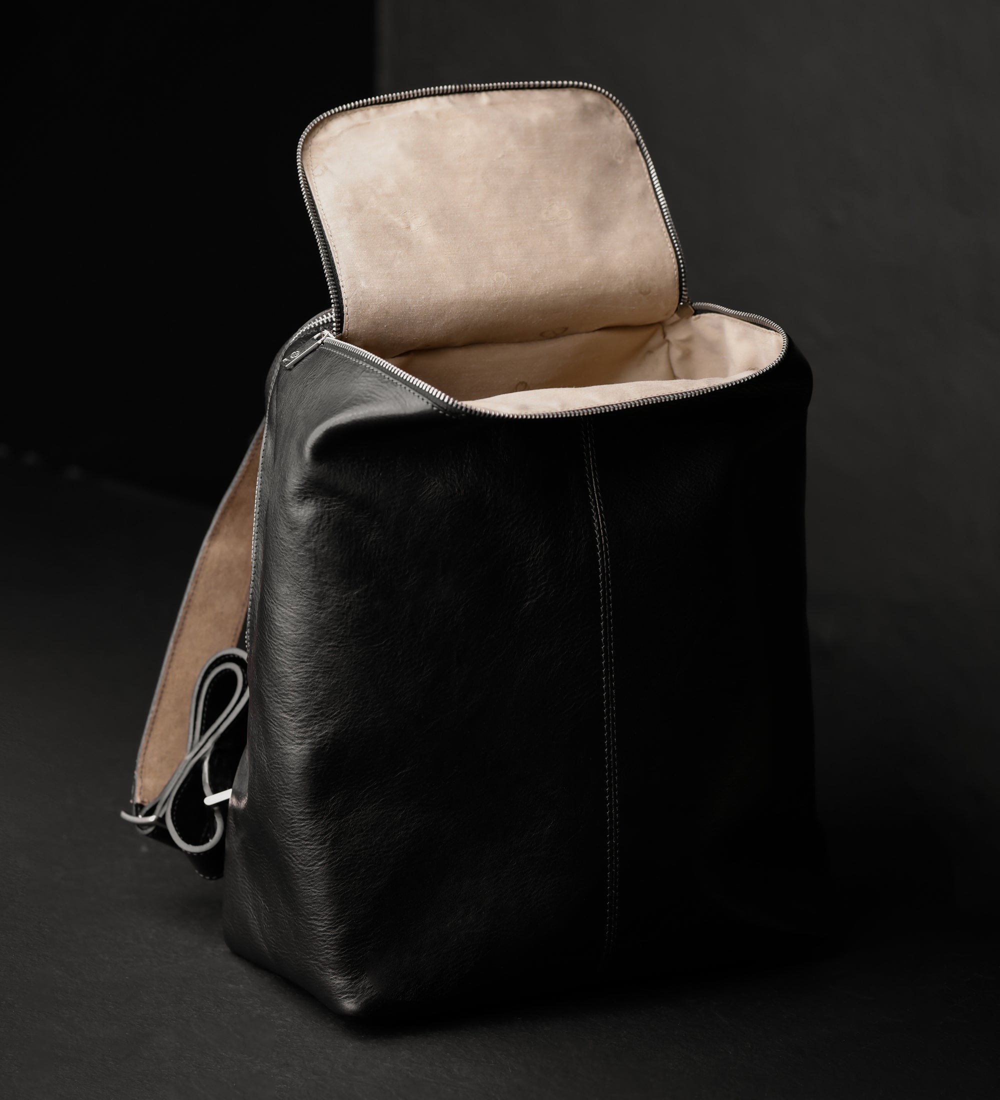 Ryggsäck i läder– A Blend in the River