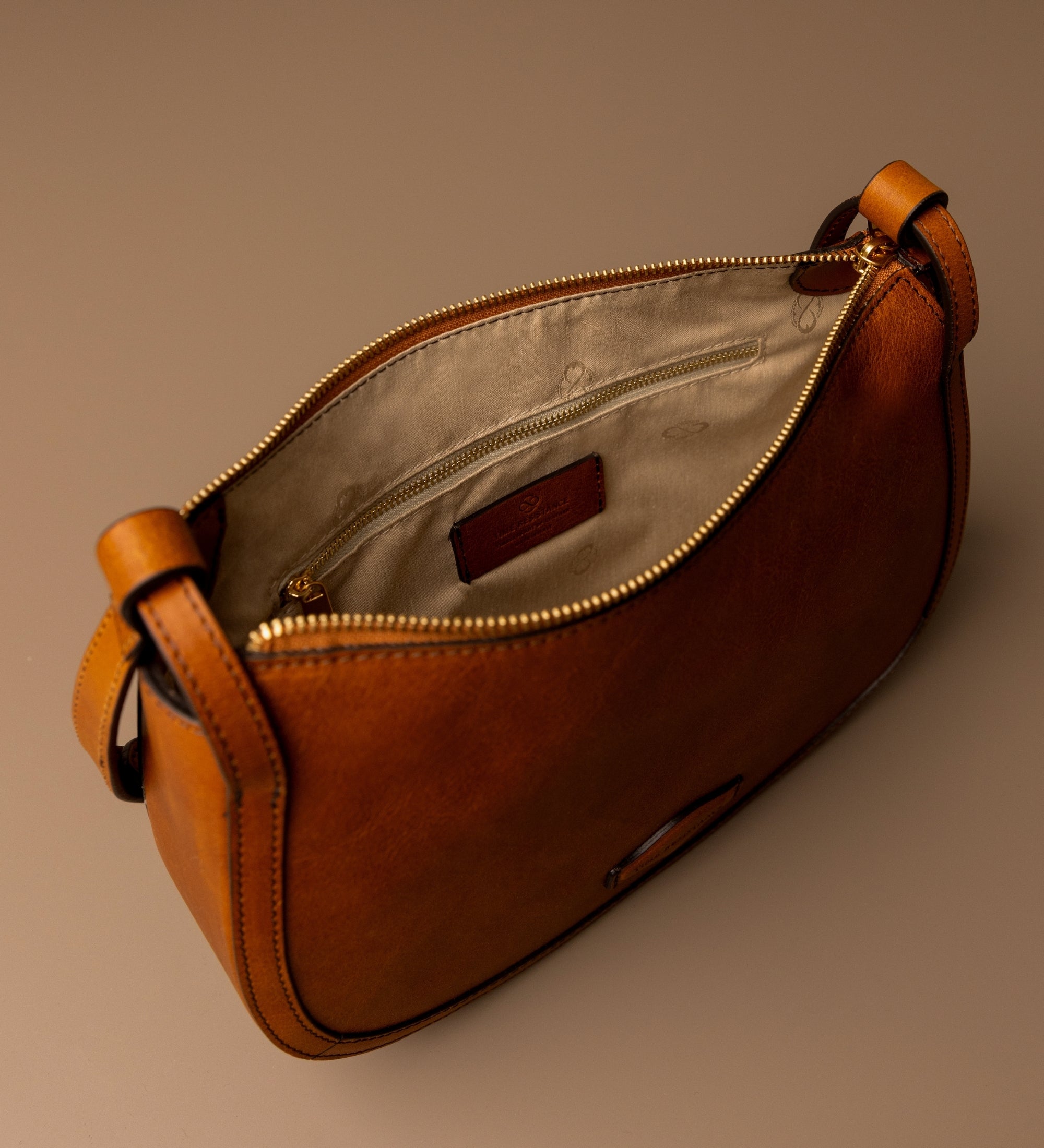 Hoboväska i läder för dam - La Noia