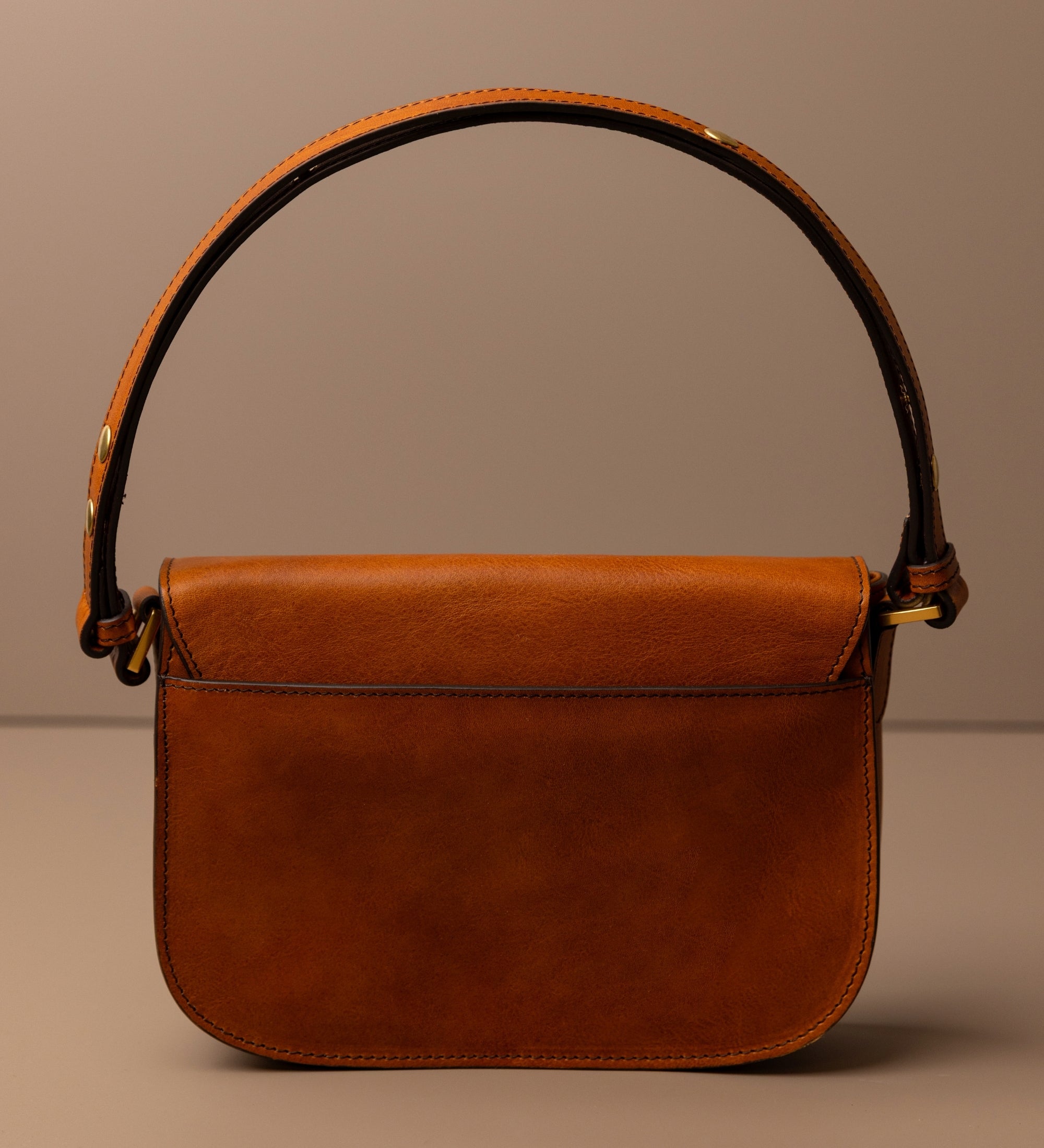 Saddle bag i läder för dam - Romola