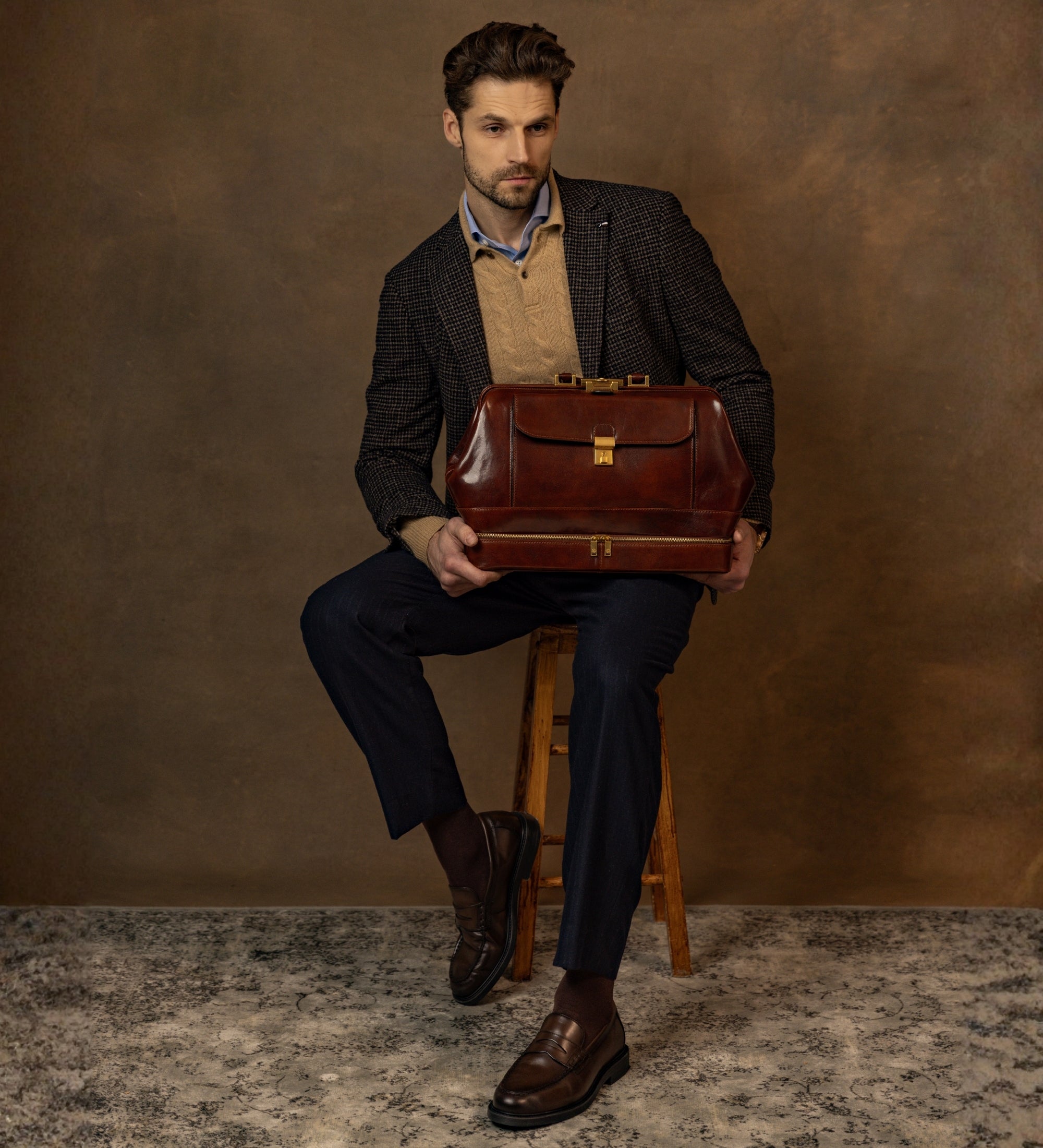 Stor doktorsväska av italienskt läder – The Master and Margarita