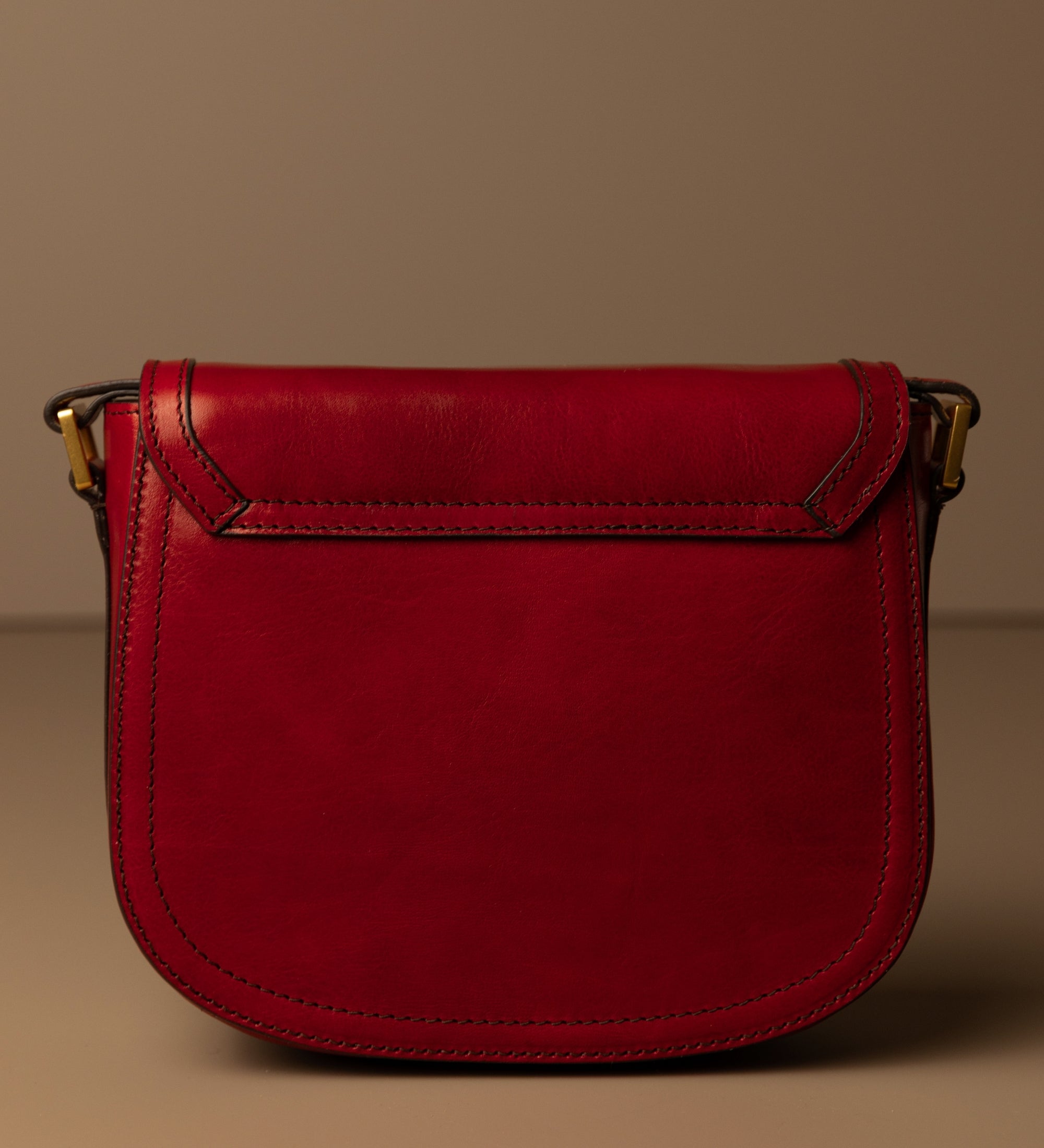 Saddle bag i läder för dam - Secrets