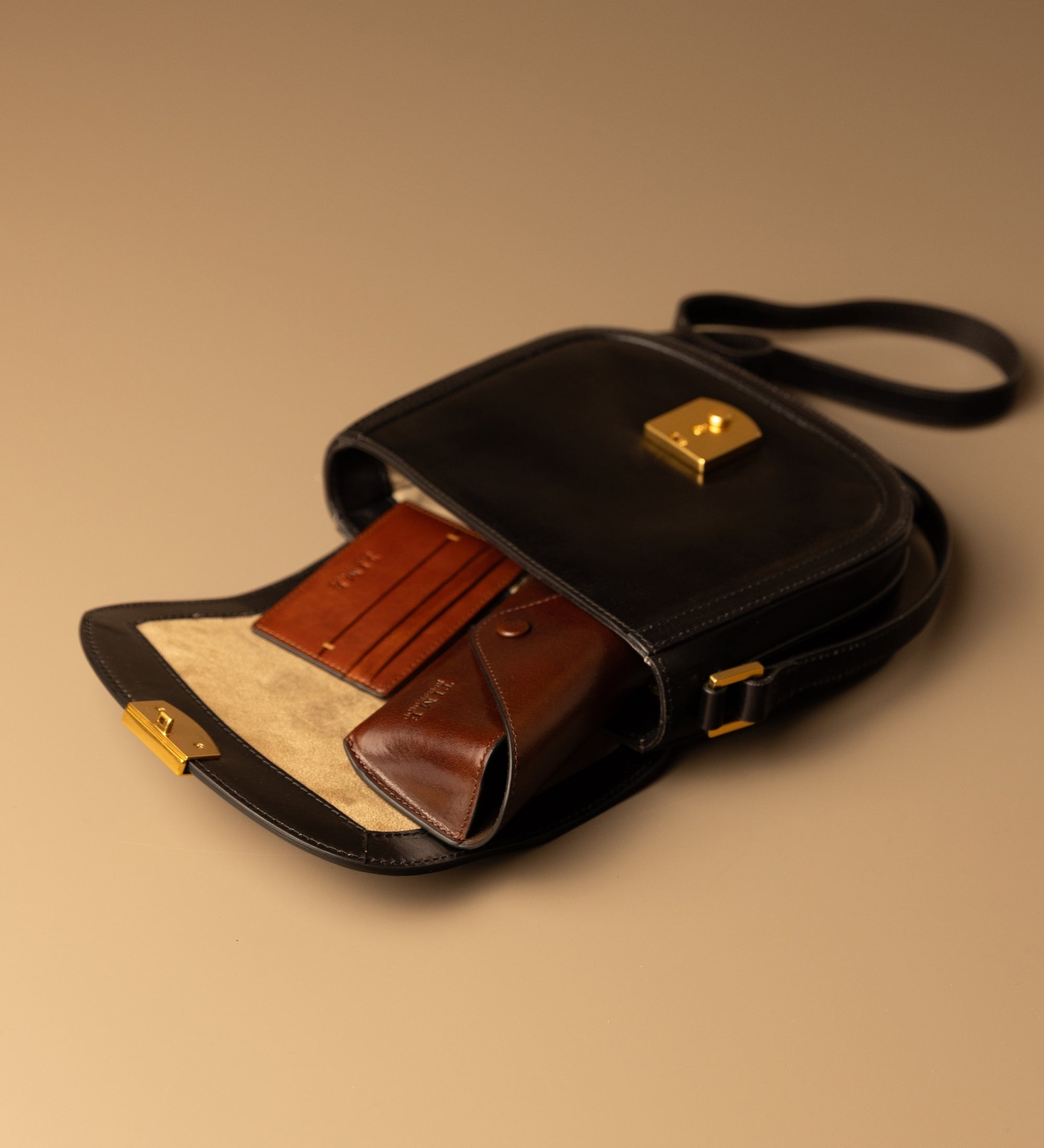 Saddle bag i läder för dam - Secrets