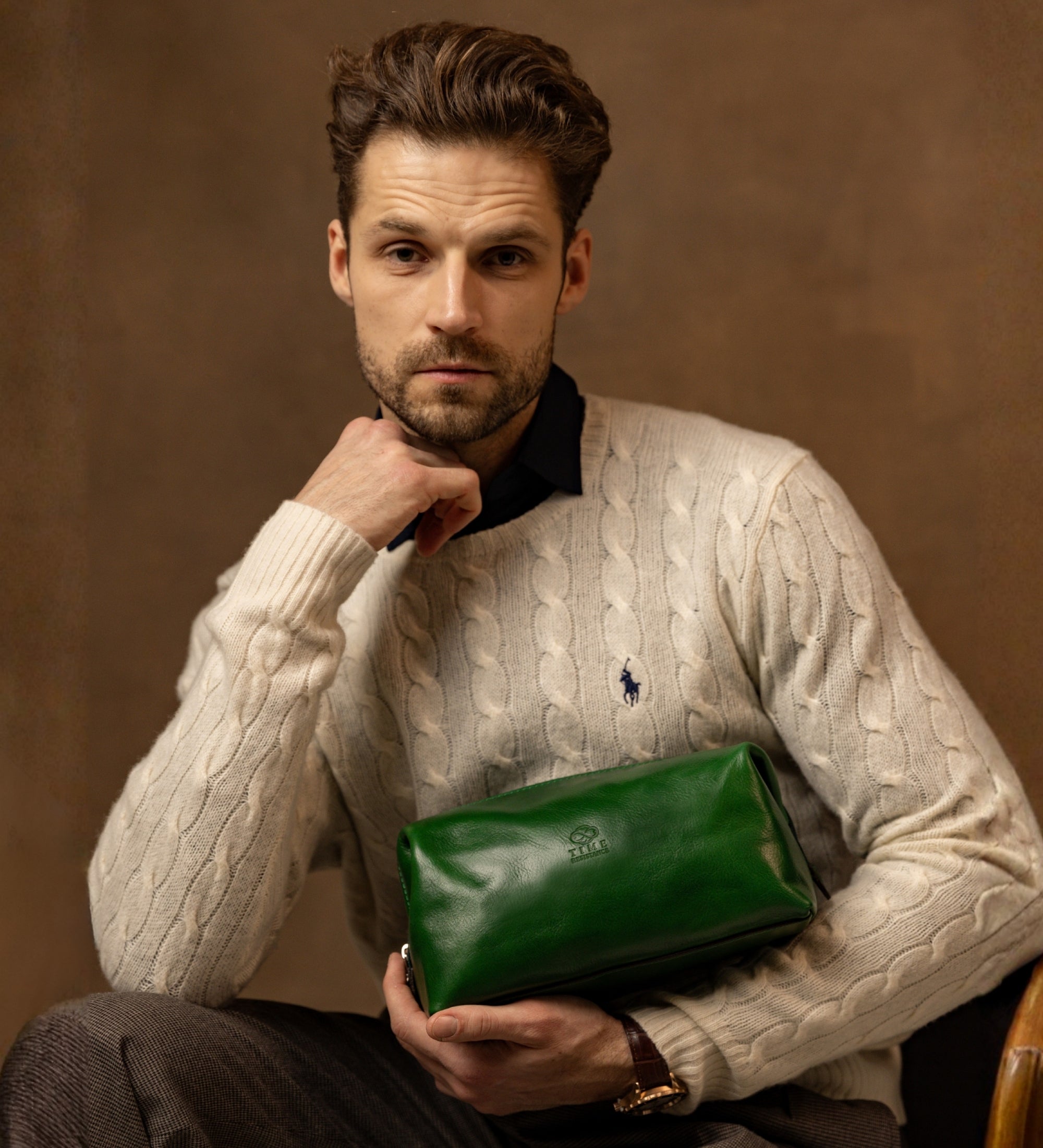 Necessär i läder – Four Past Midnight