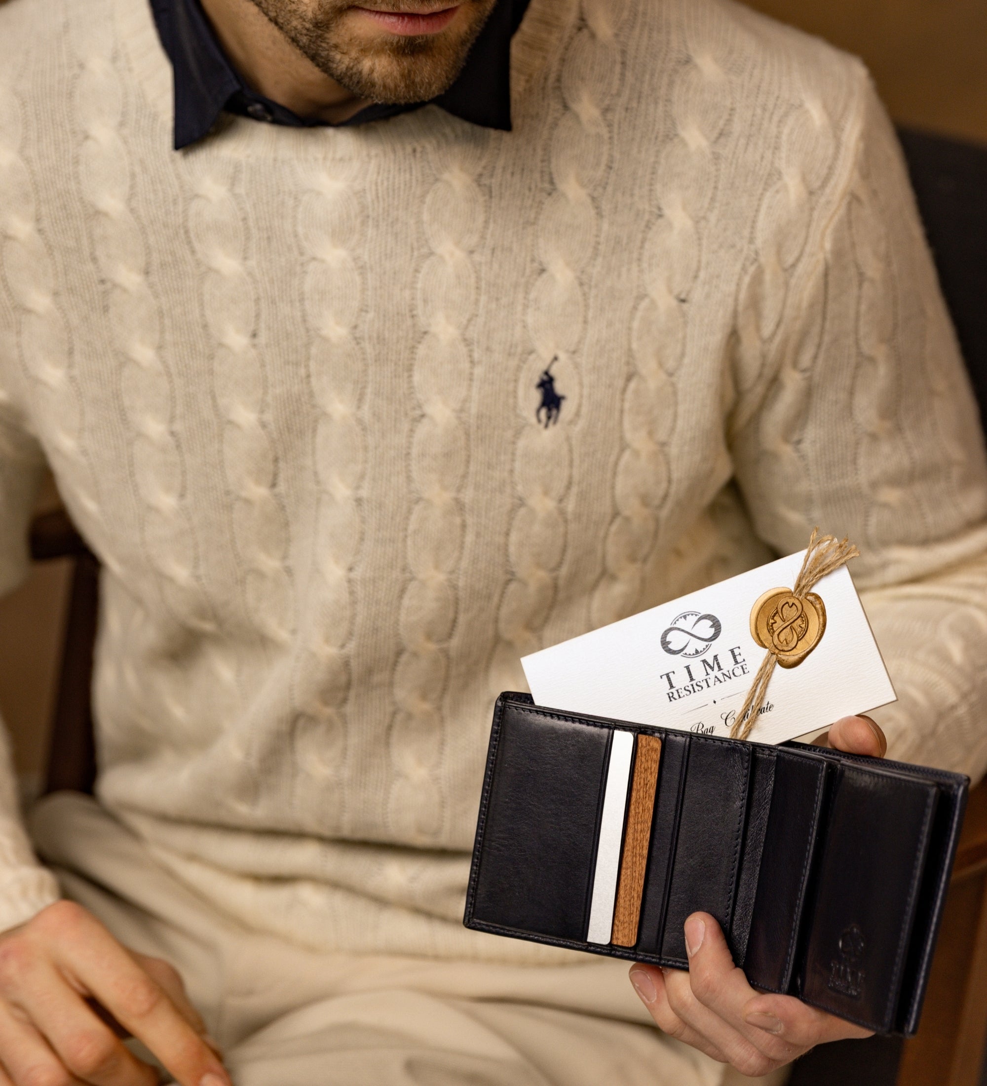 Dubbelvikt plånbok i läder – Daniel