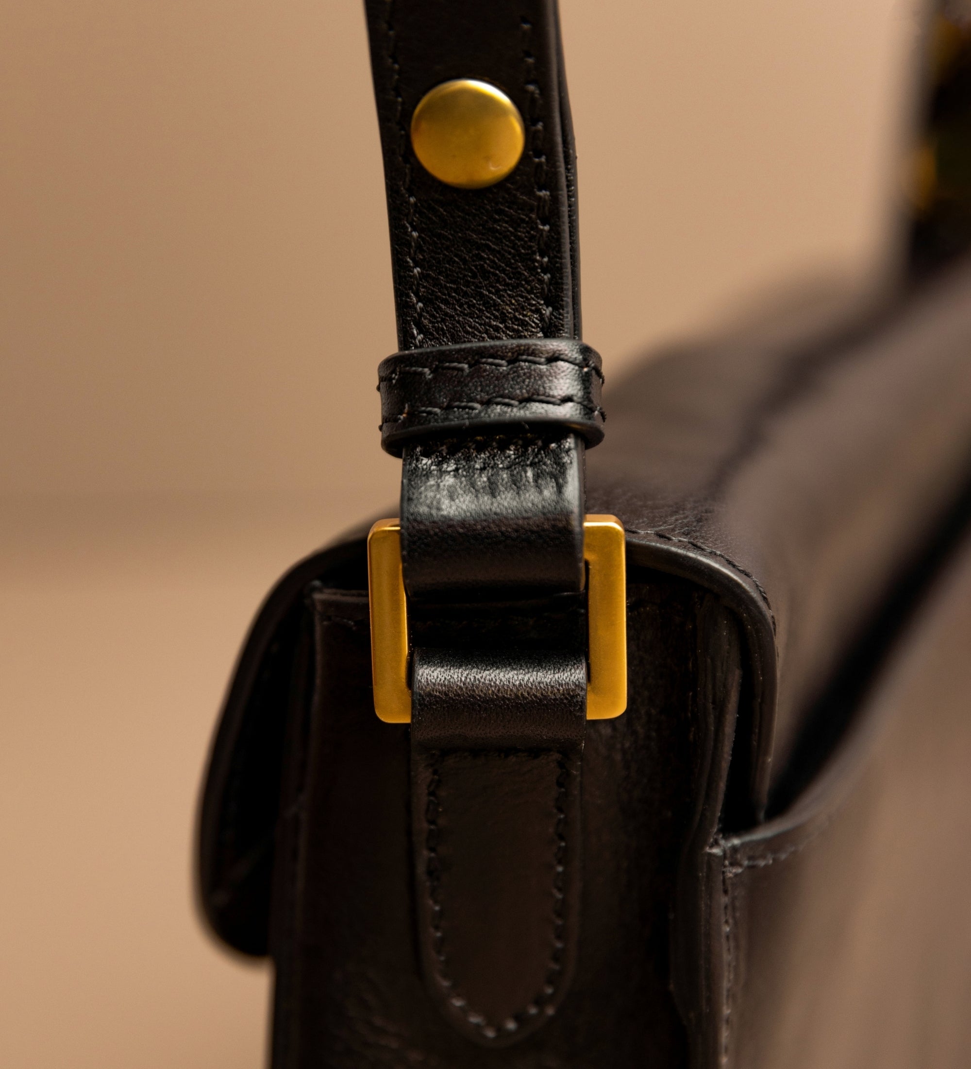 Saddle bag i läder för dam - Romola